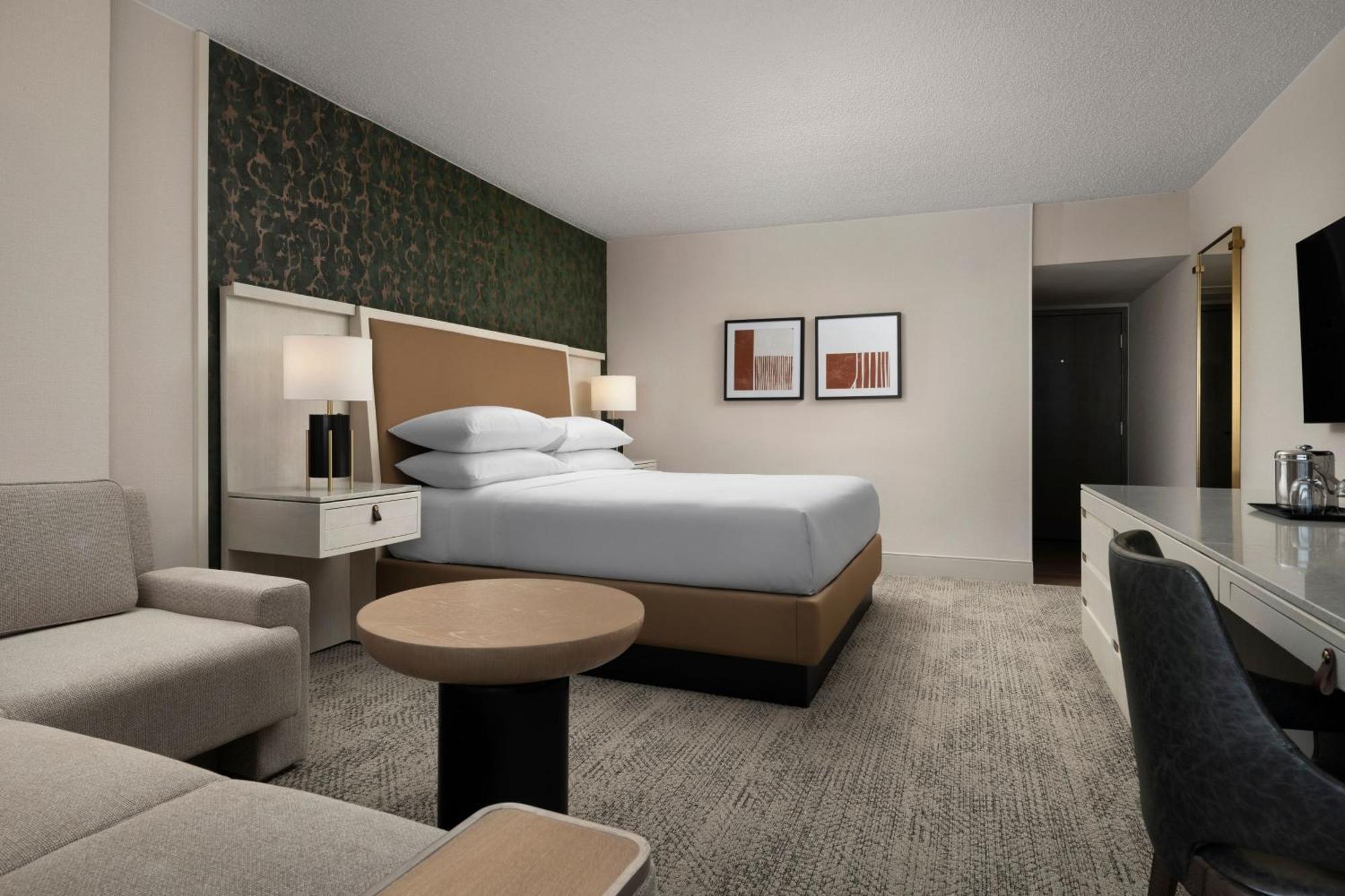 Guest Room 1 King