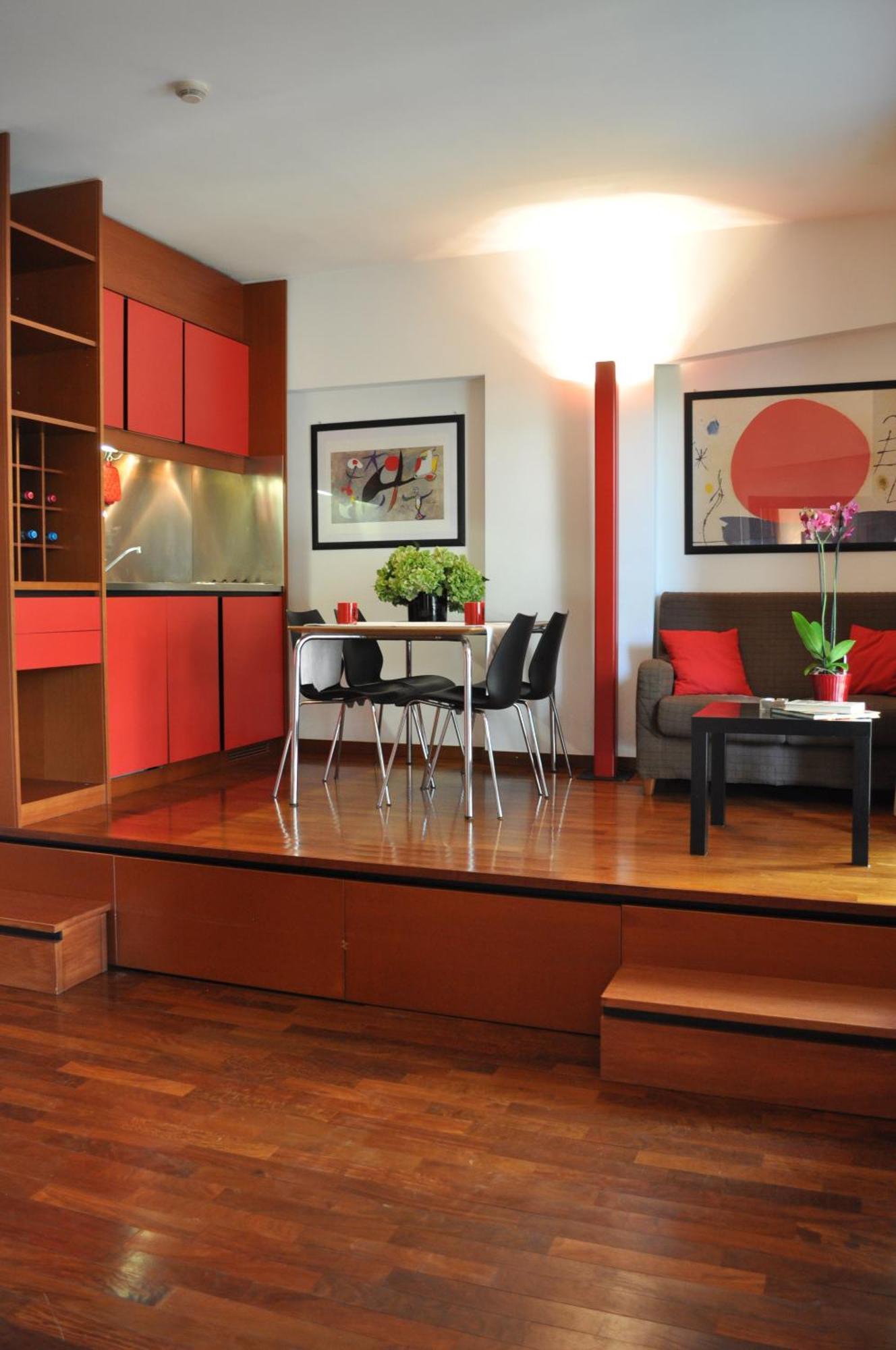 One-Bedroom Apartment