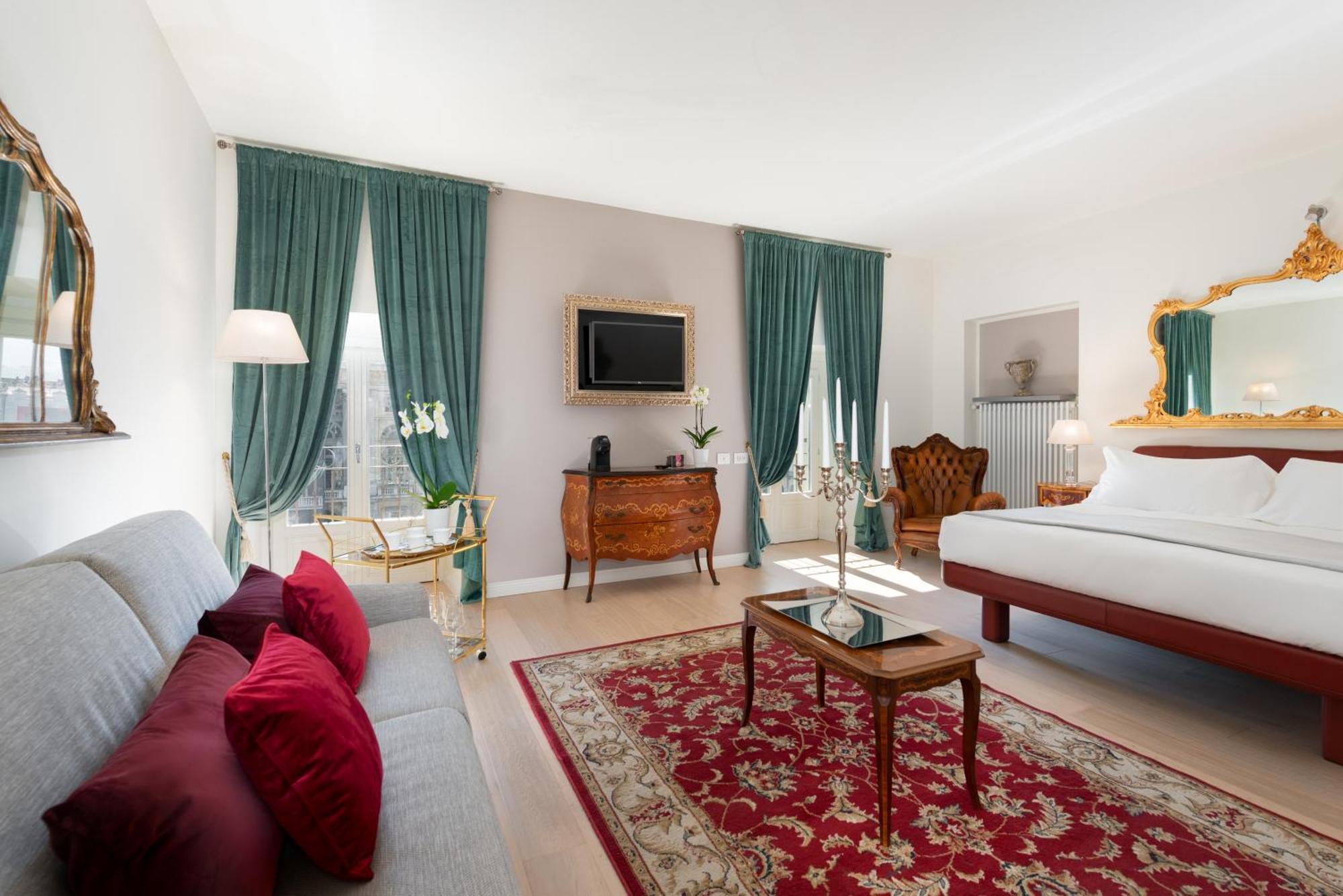 Deluxe Double Room Castle View