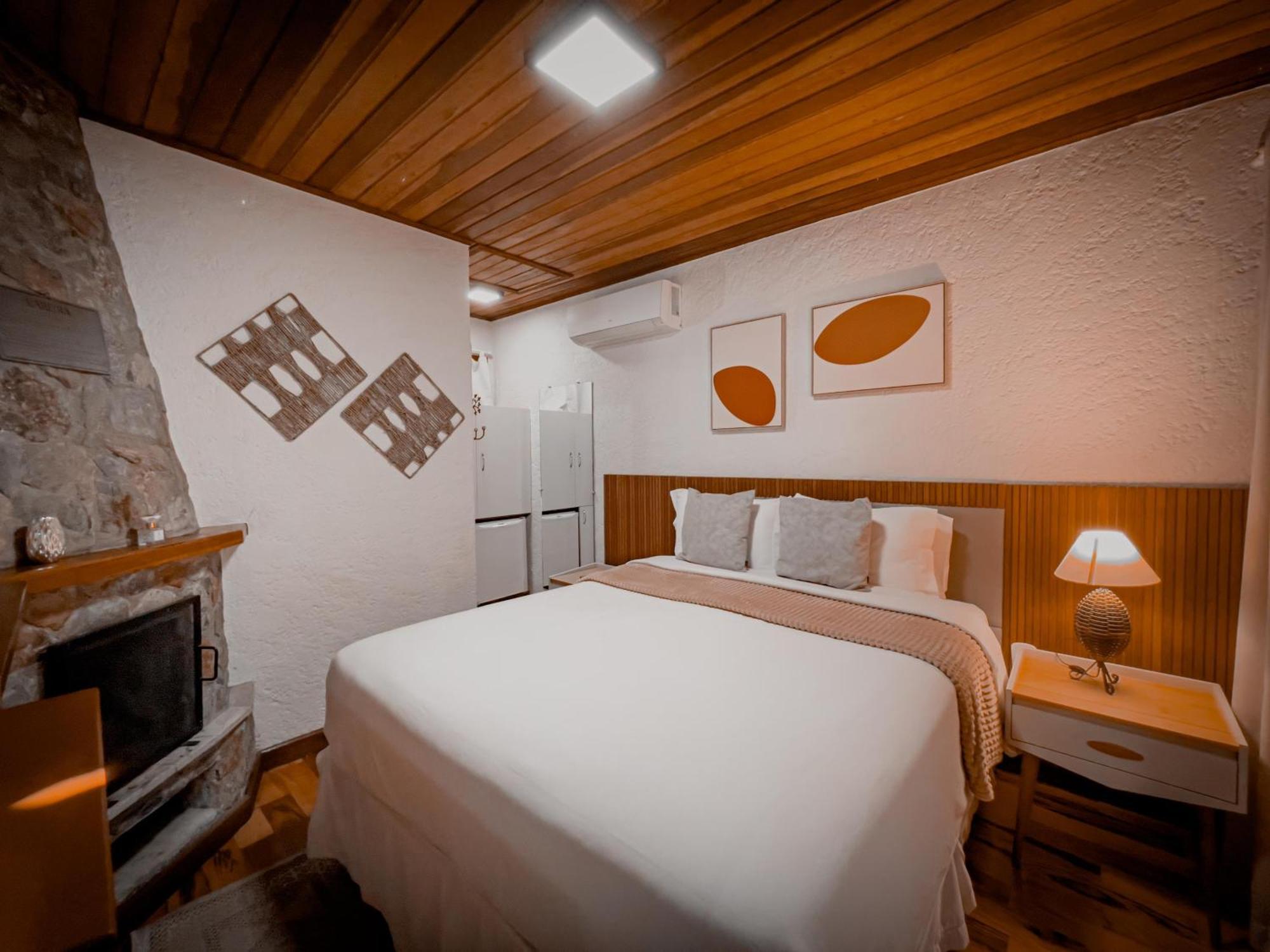 Quarto Duplo