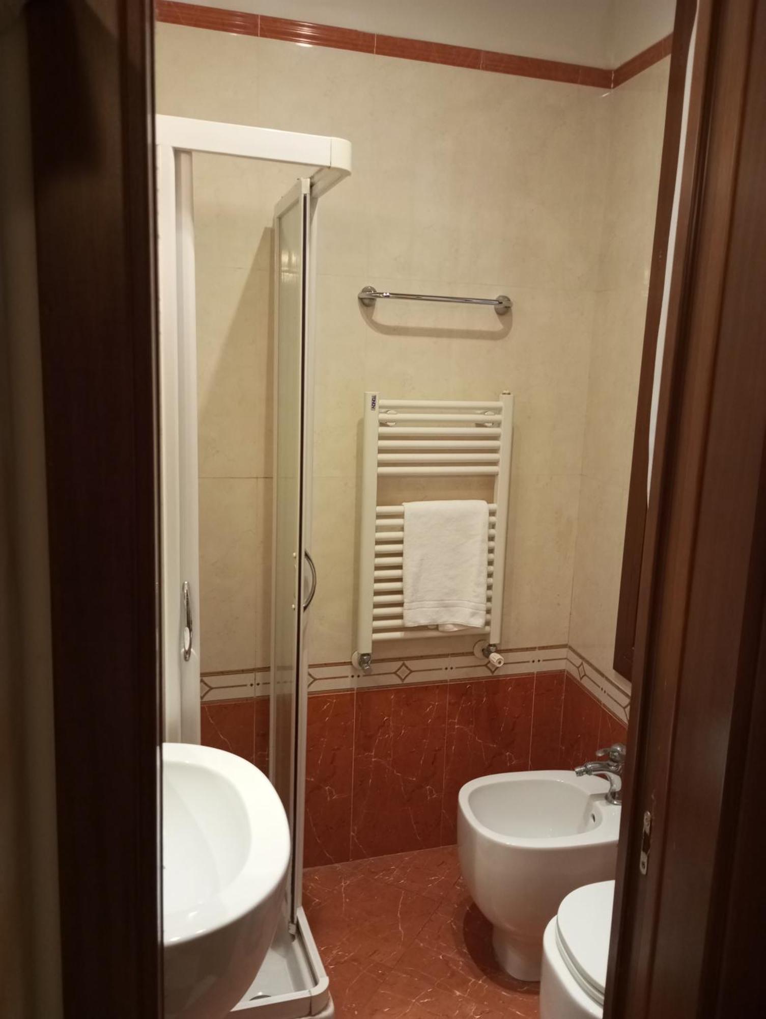 Double Room,1583063773:JPEG