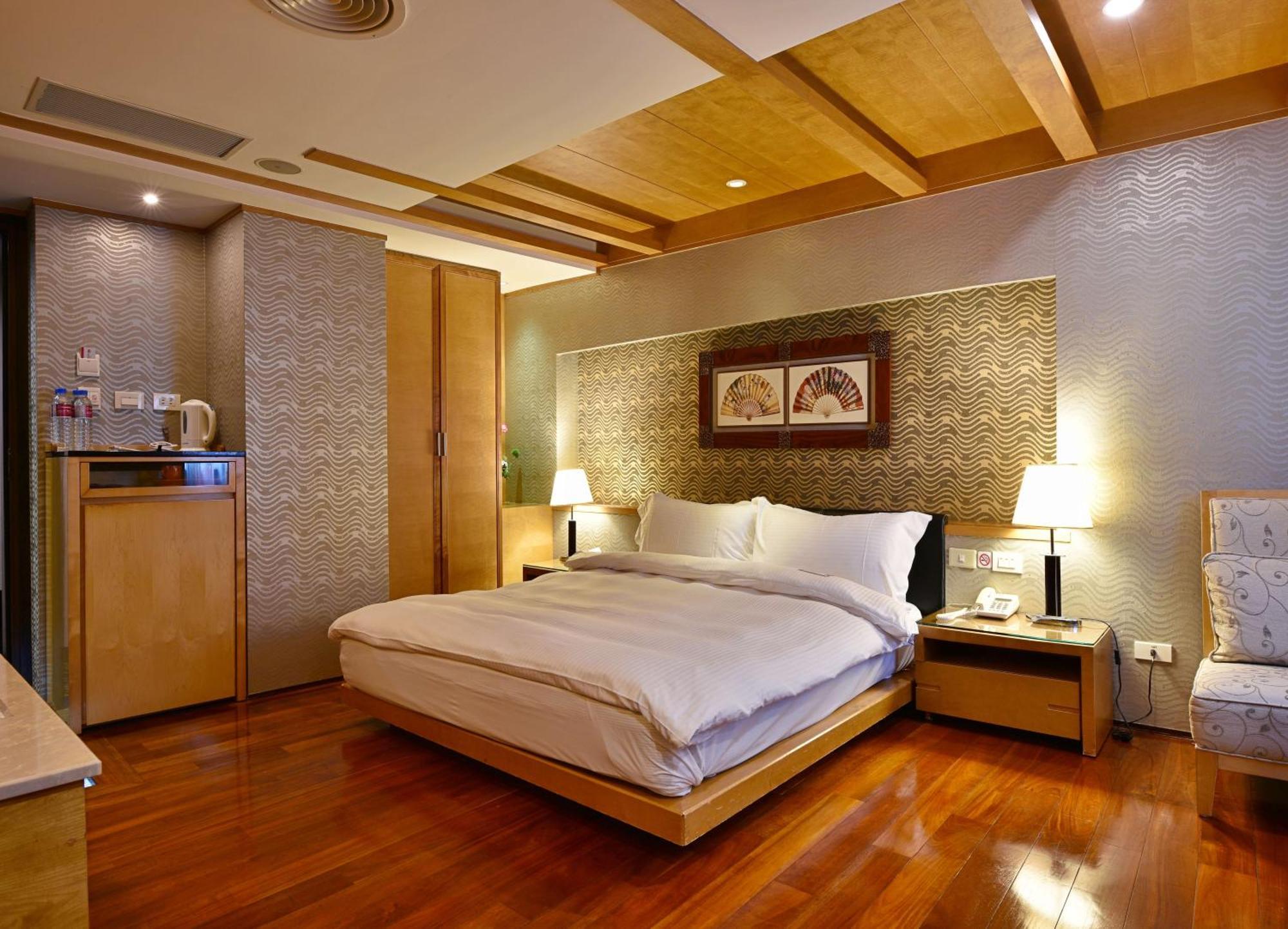 Japanese Double Room,1588155213:JPEG
