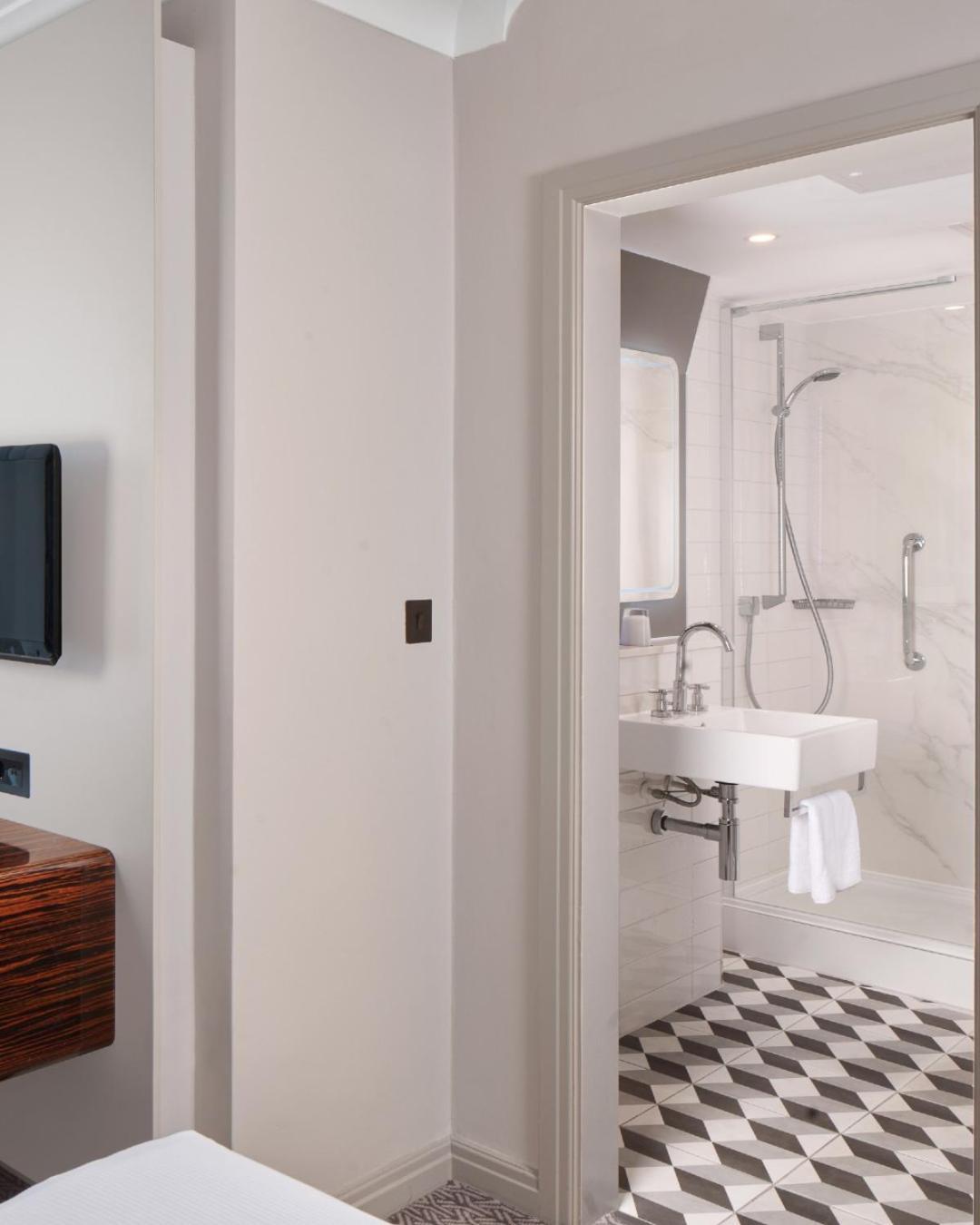 Classic Single Room,1588034563:JPEG