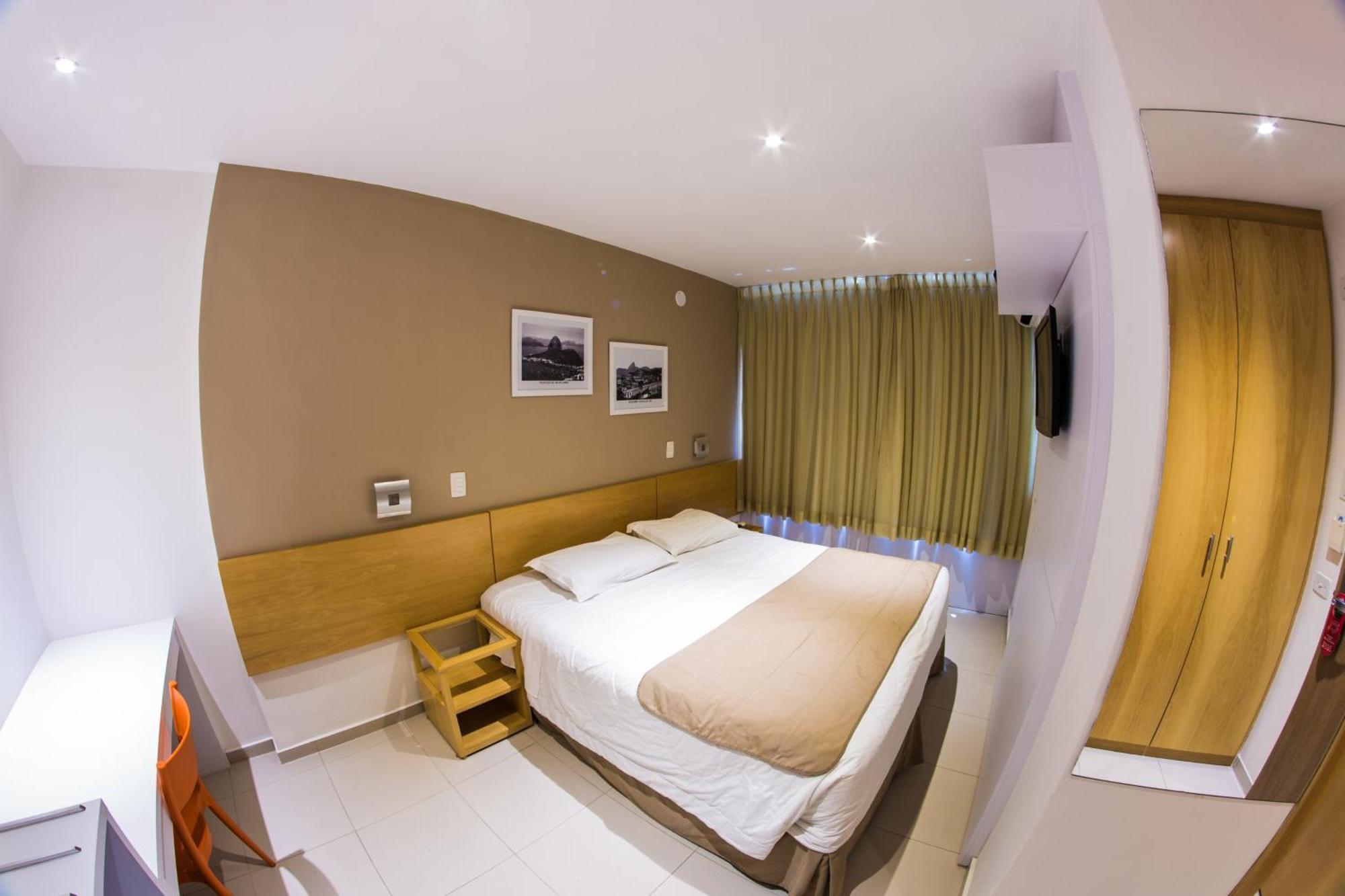 Economy Room