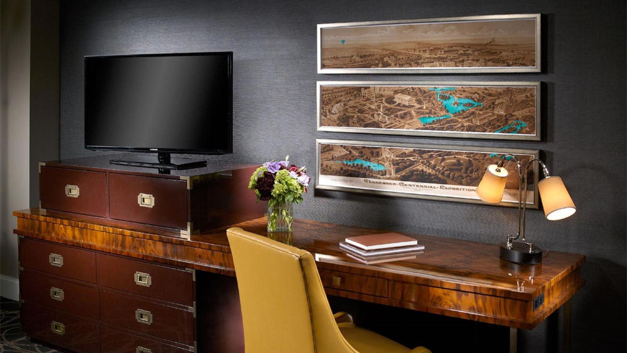 Premier Executive Room 1 King Bed