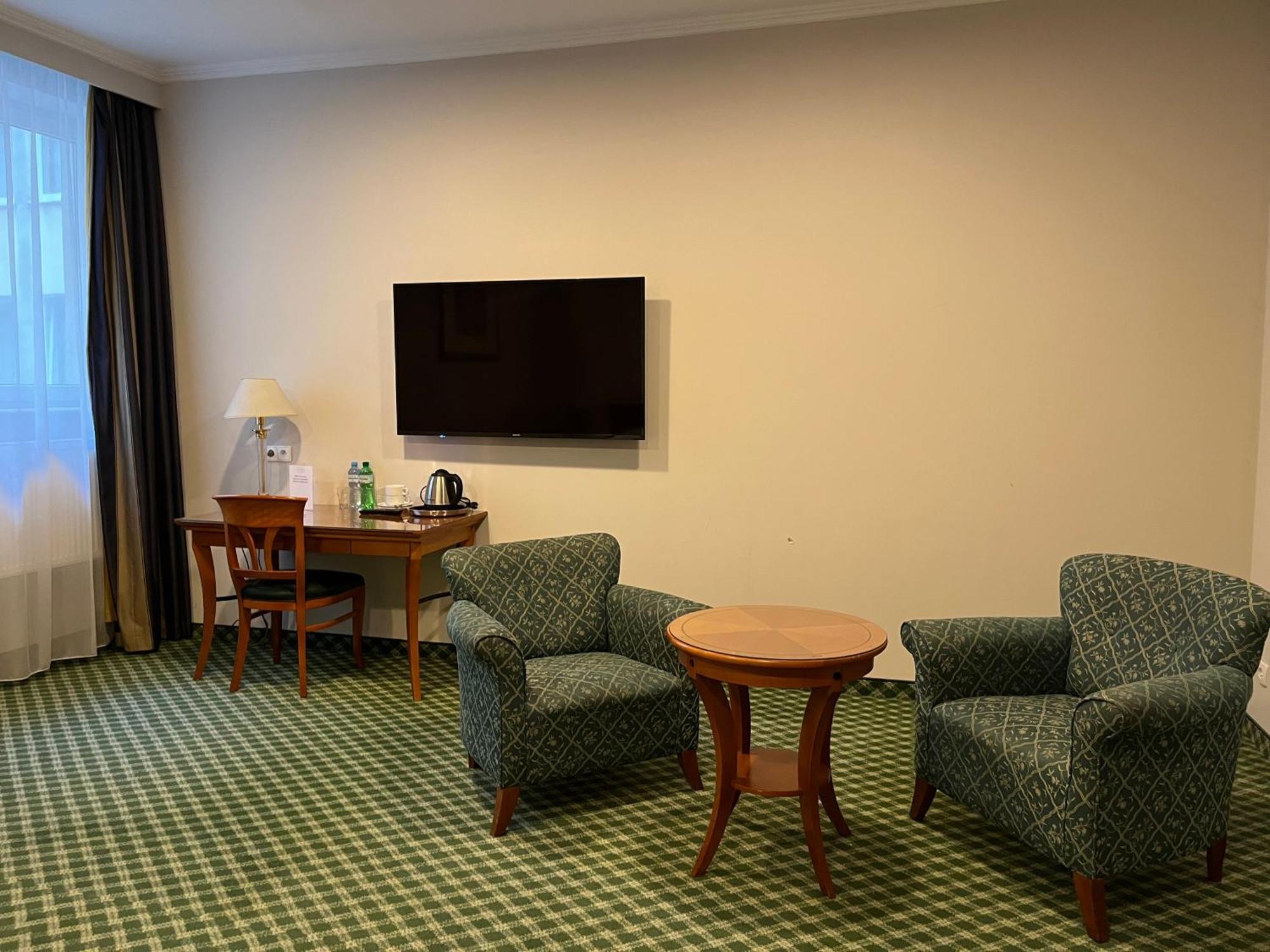 Double Room with Air Conditioning