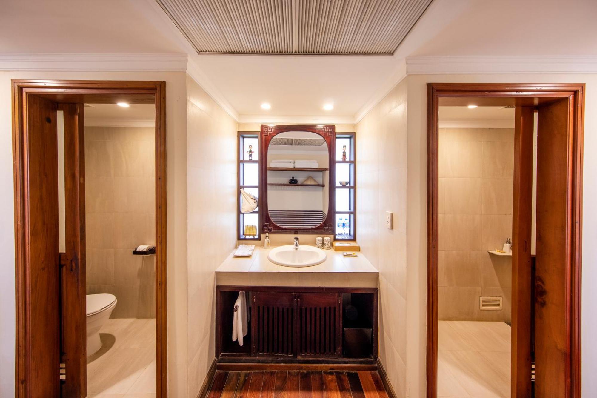 Deluxe Double Partial Sea View