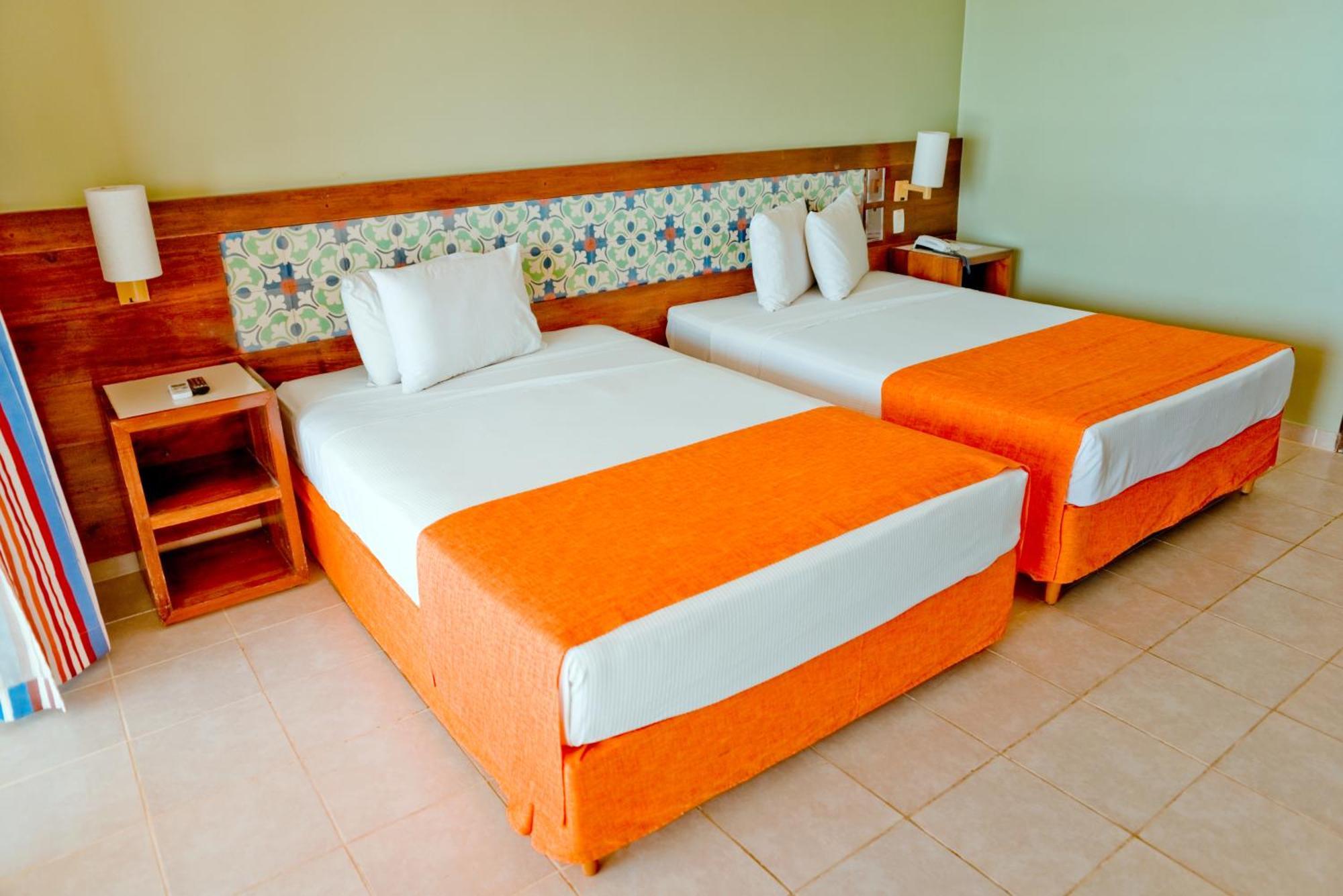 Deluxe Room Front Sea View