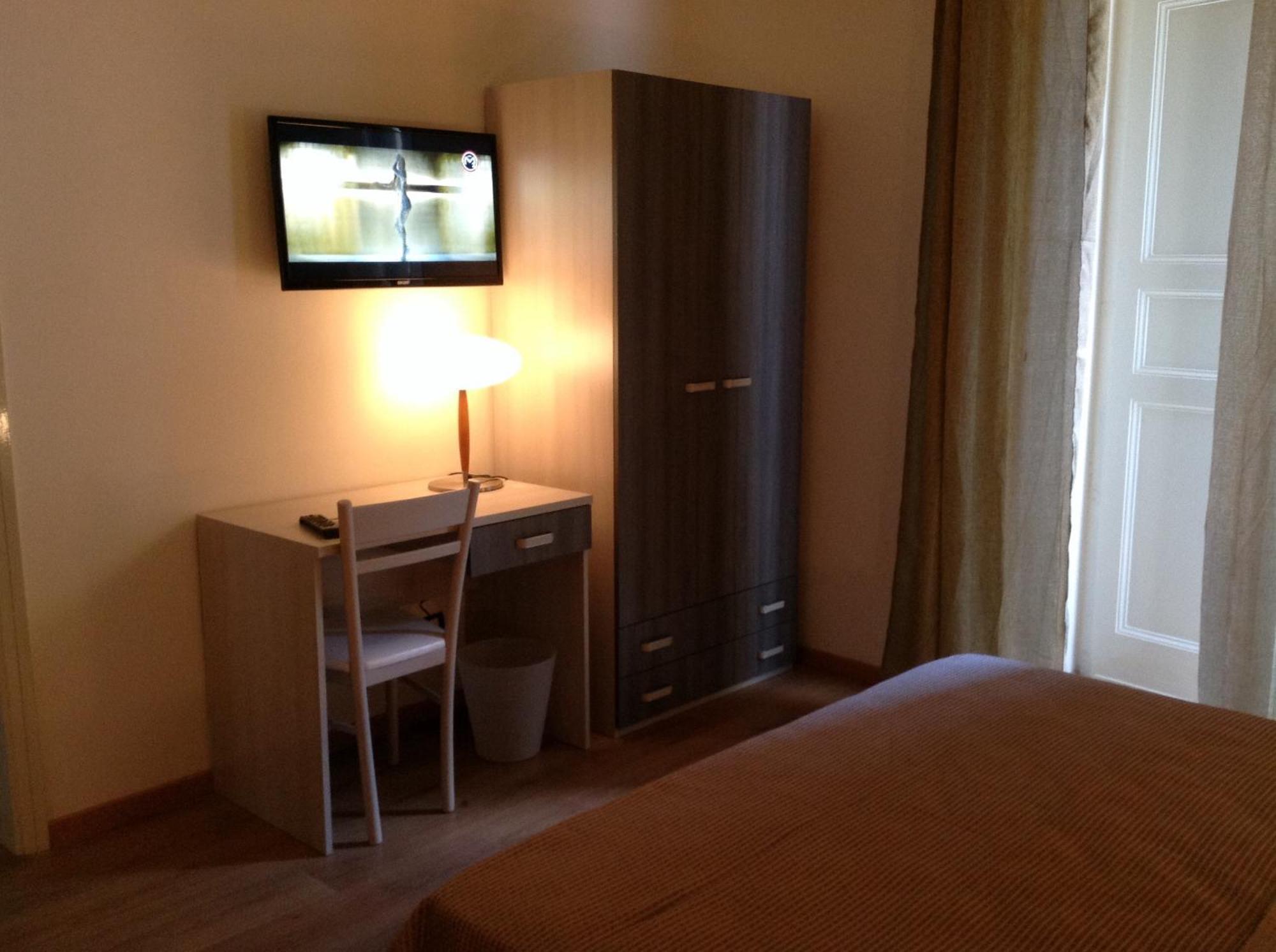 Double Room Private Bathroom