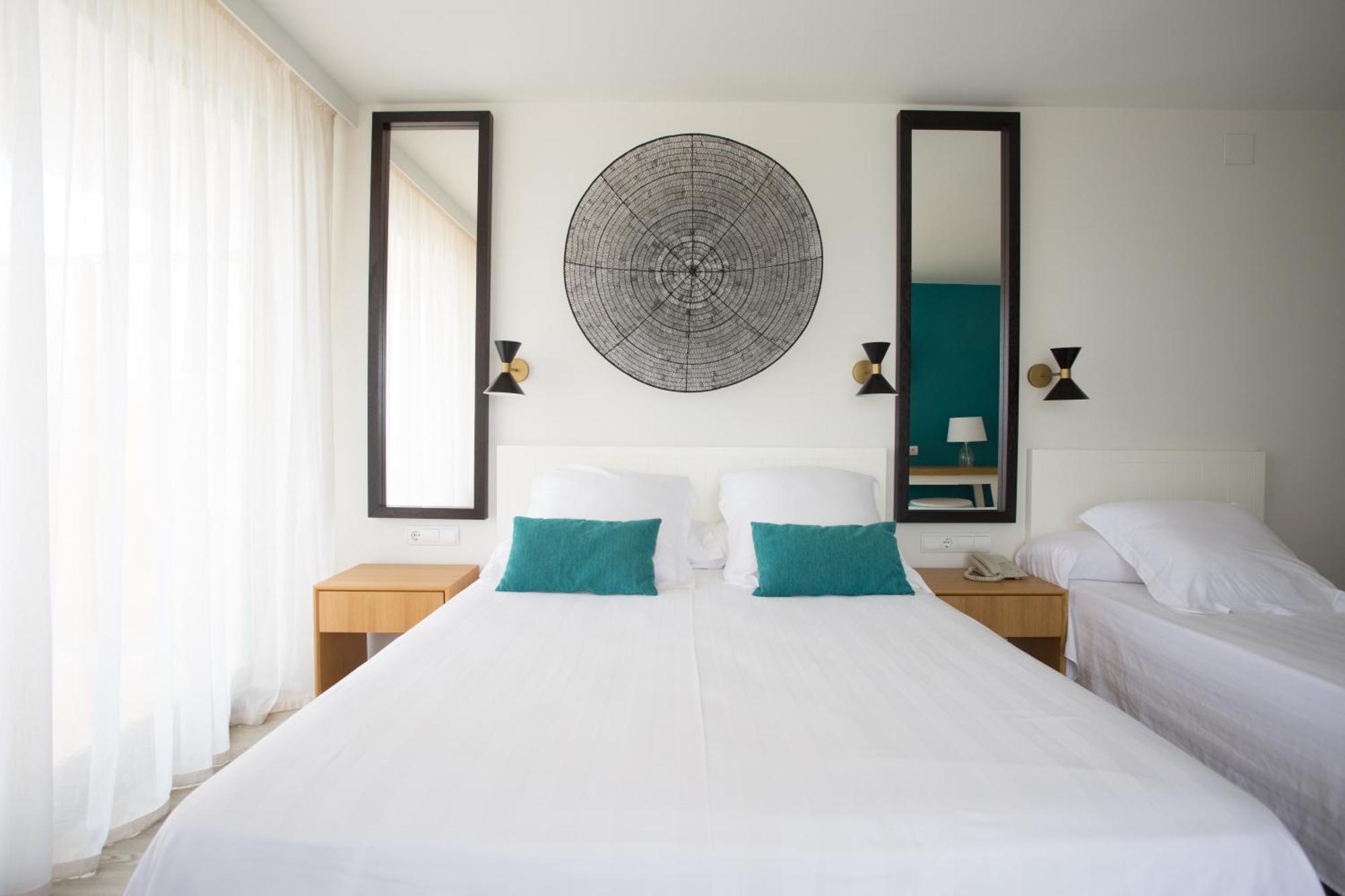 Superior Triple Room Sea View