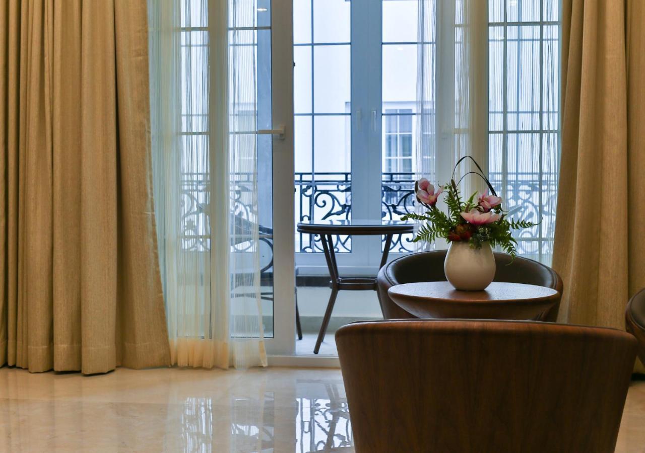 Deluxe Suite