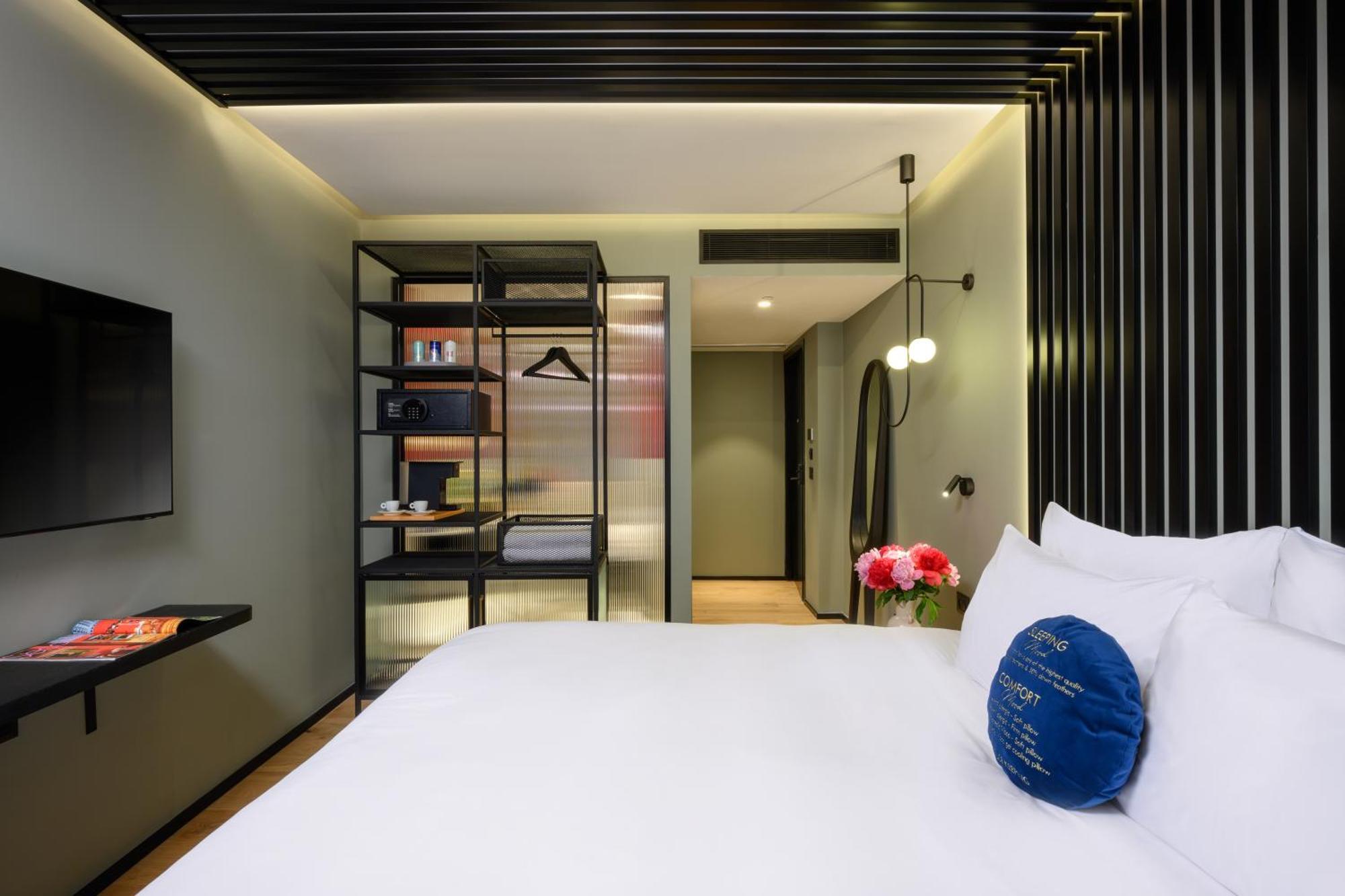 Urban Room
