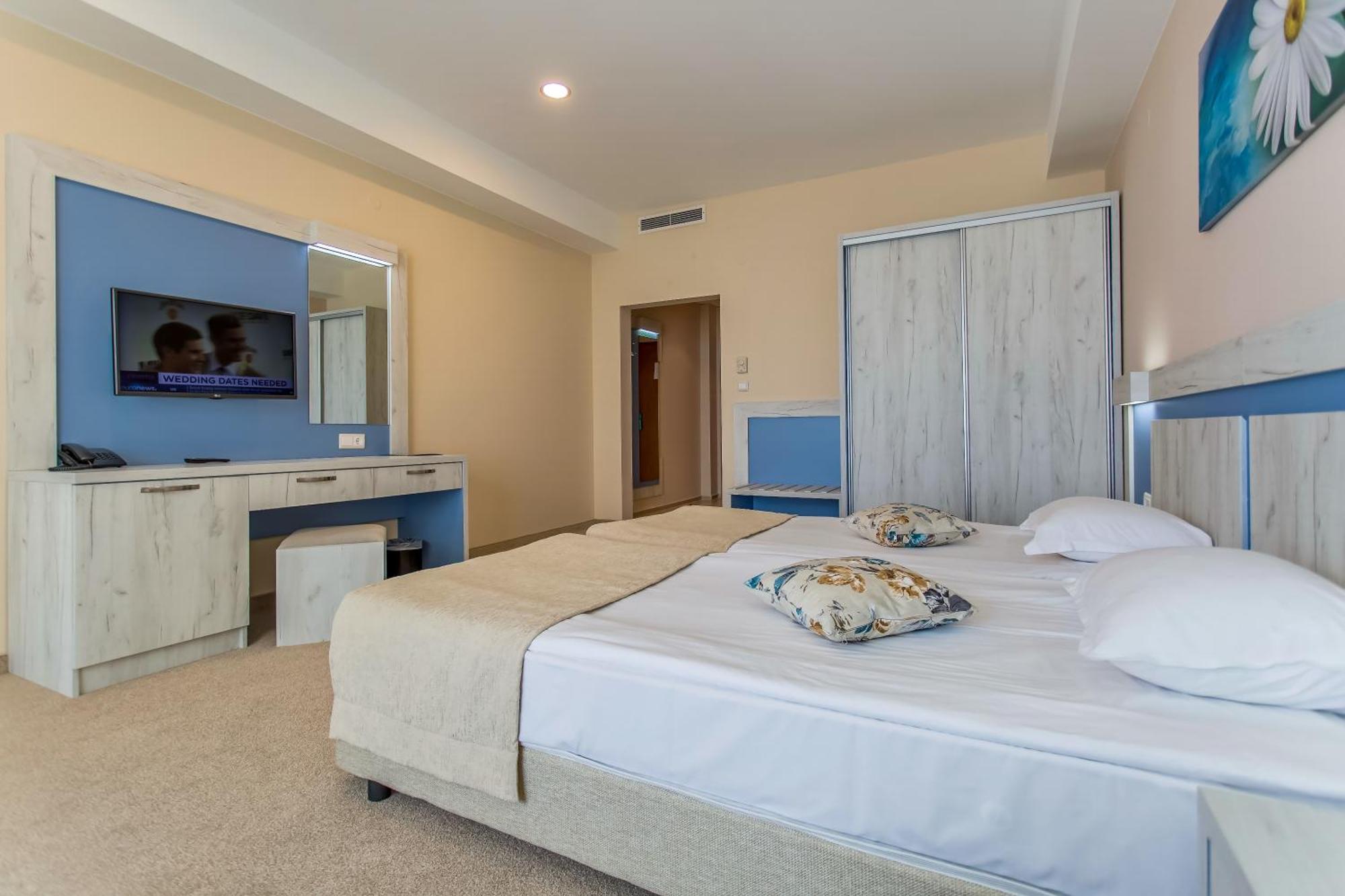 Premium Double or Twin Room No Extra Bed Available,556776807:JPEG