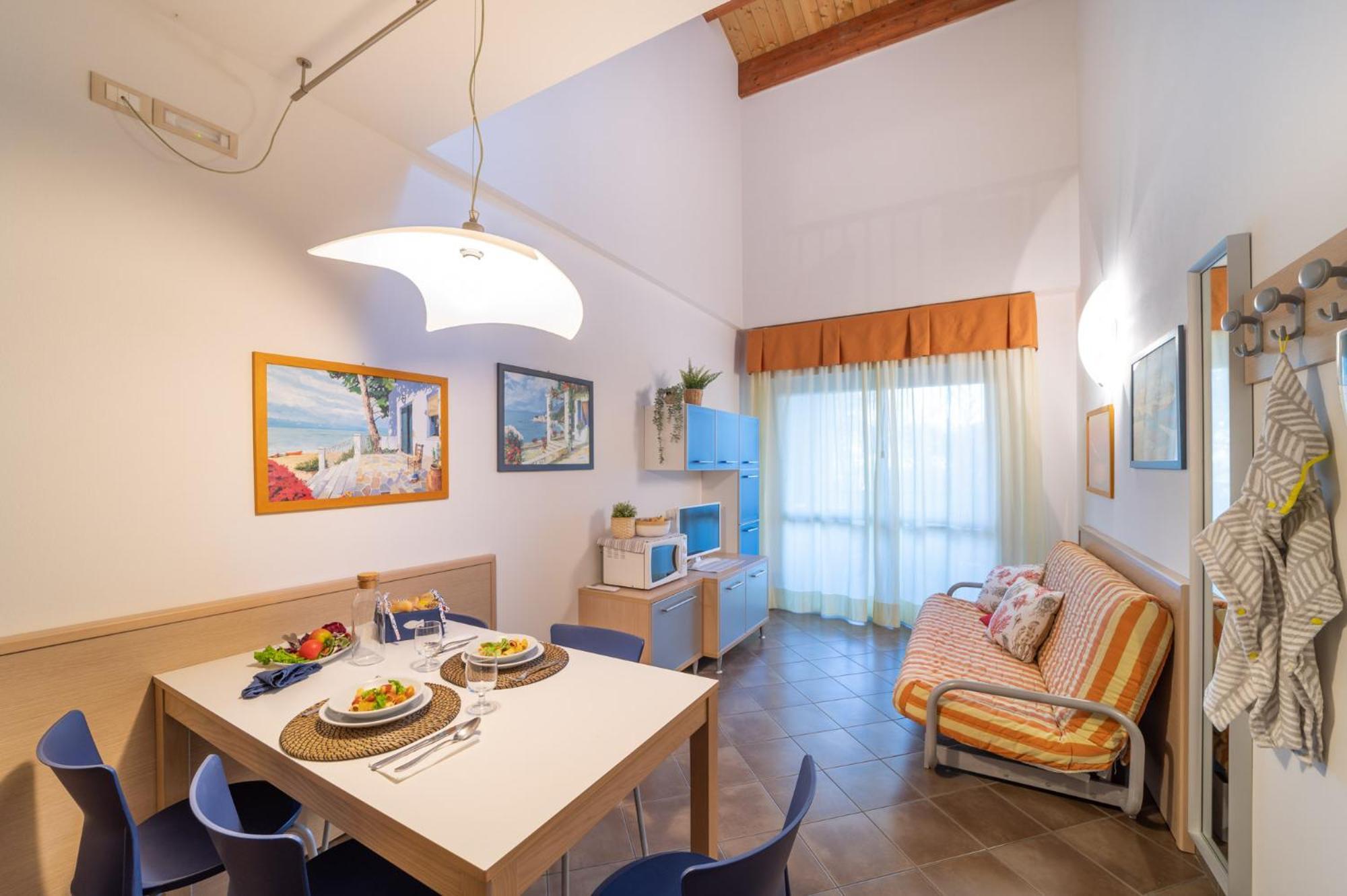 2 Bedroom Apartment 2 bathrooms