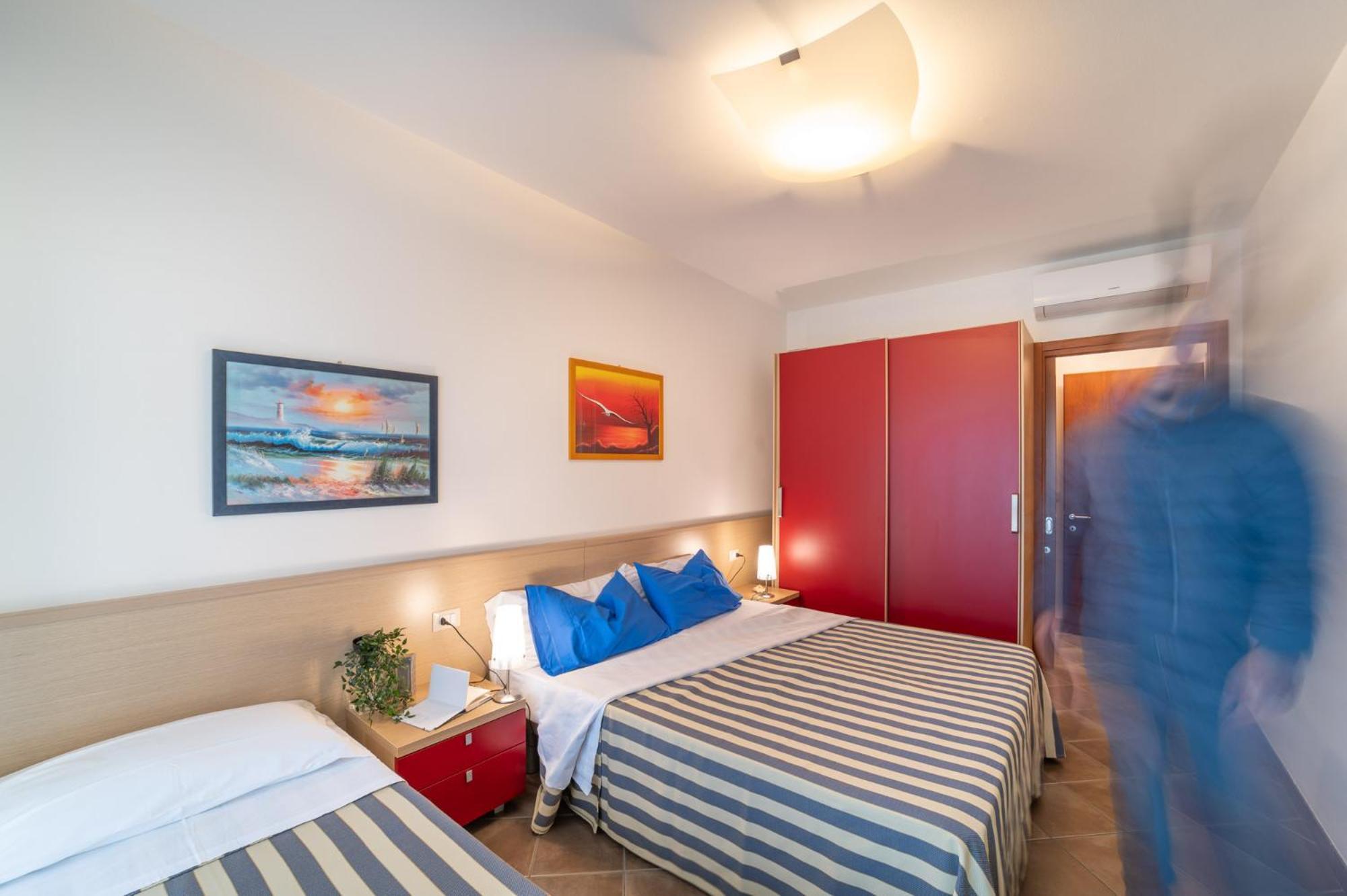 2 Bedroom Apartment 2 bathrooms