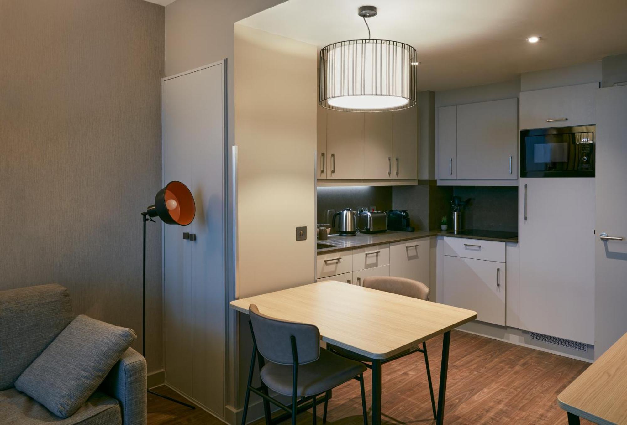 One Bedroom Apartment with Two Single Beds,1591618499:JPEG