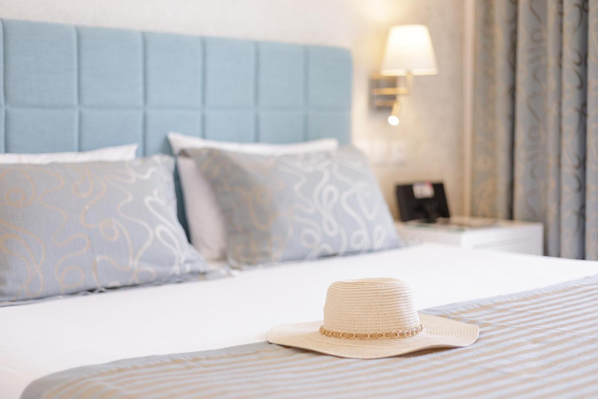 Double Room Extra Bed Side Sea View