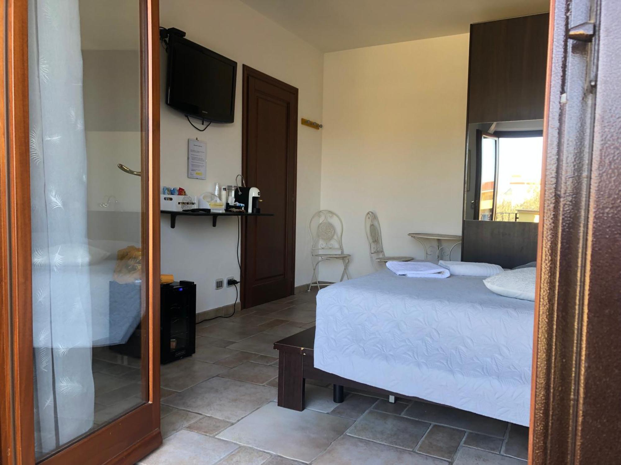 Double Room Pool View