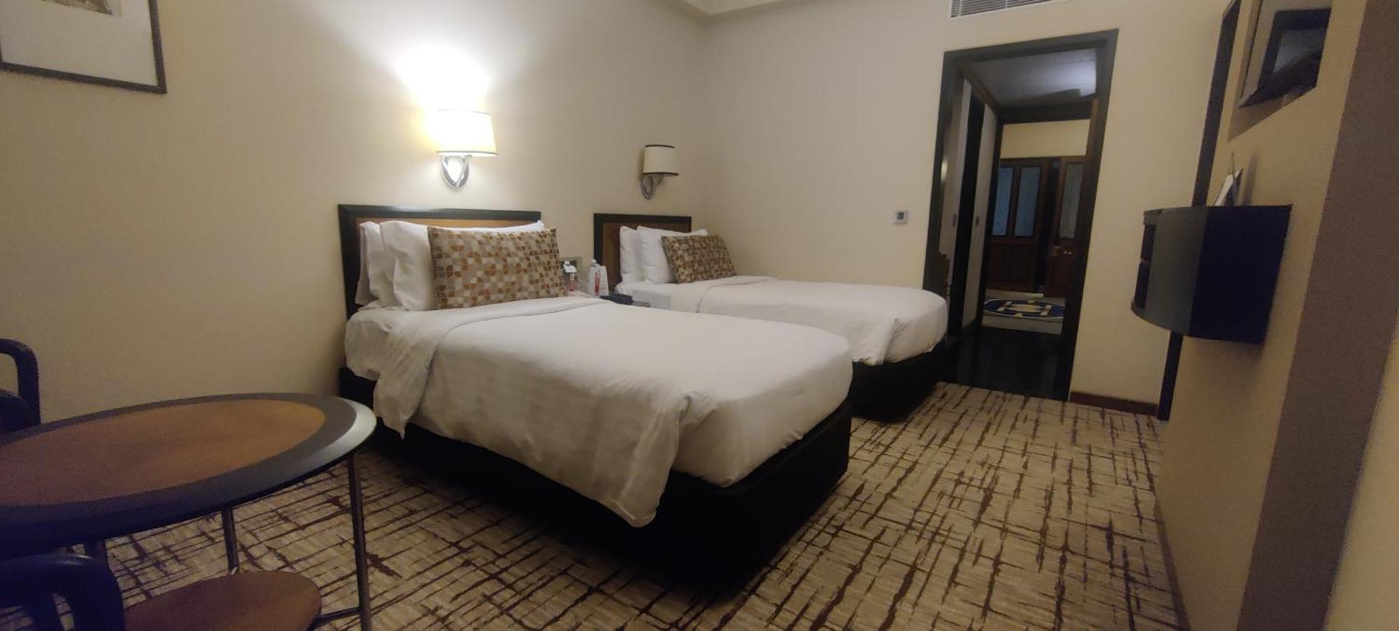 Executive Suite 2 Single Beds
