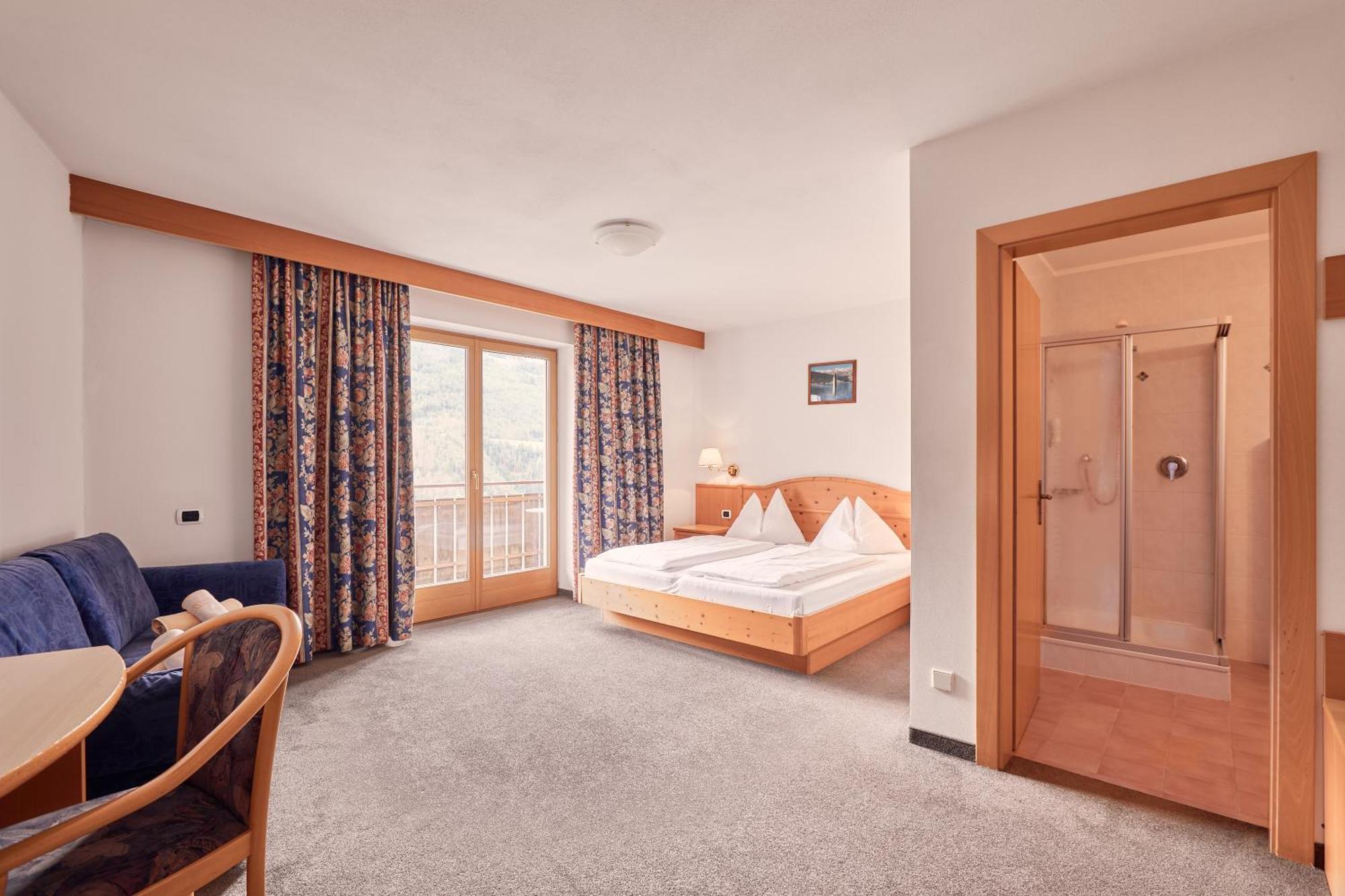Large Double Room