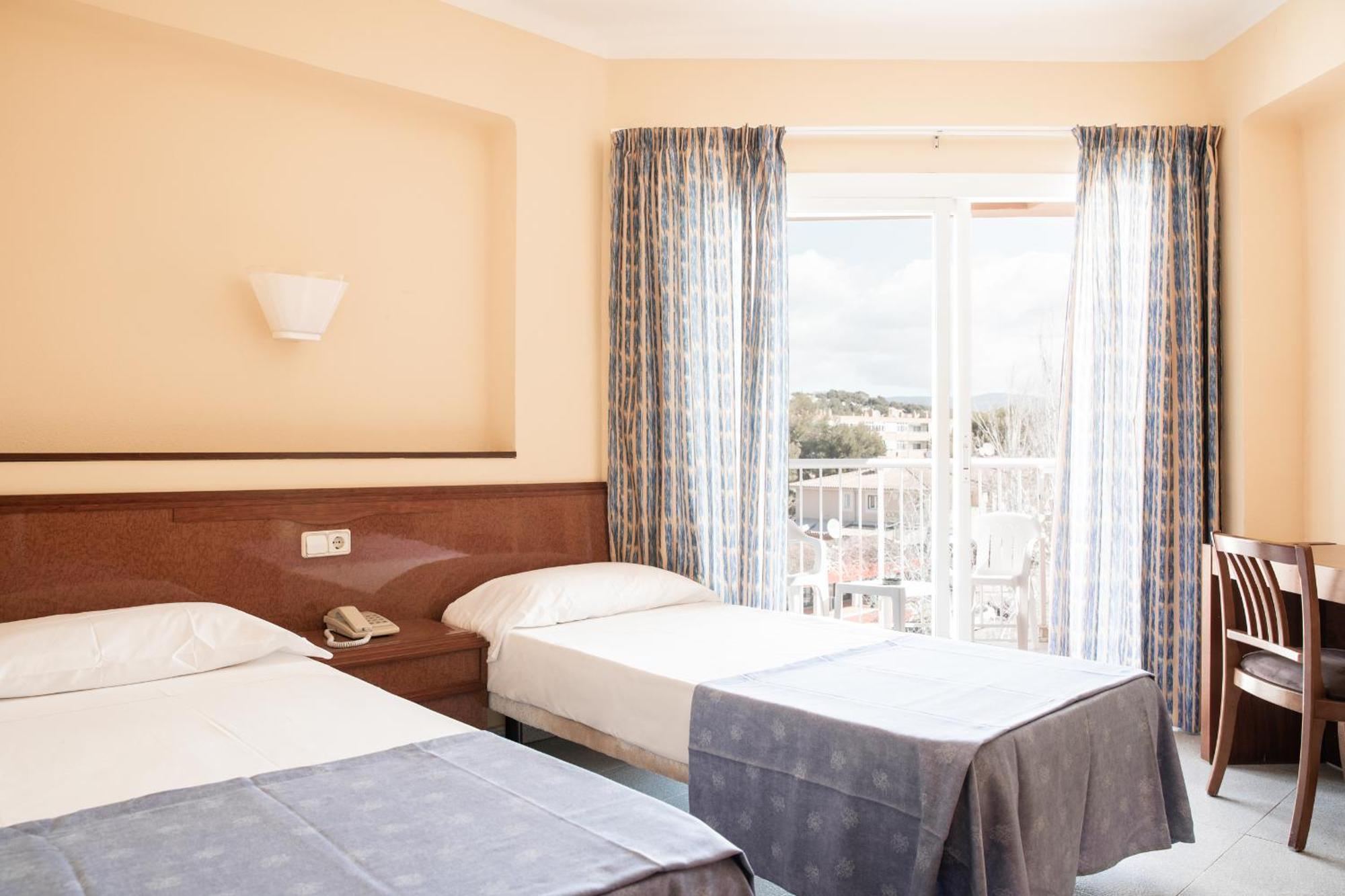 Chambre Double ou Lits Jumeaux