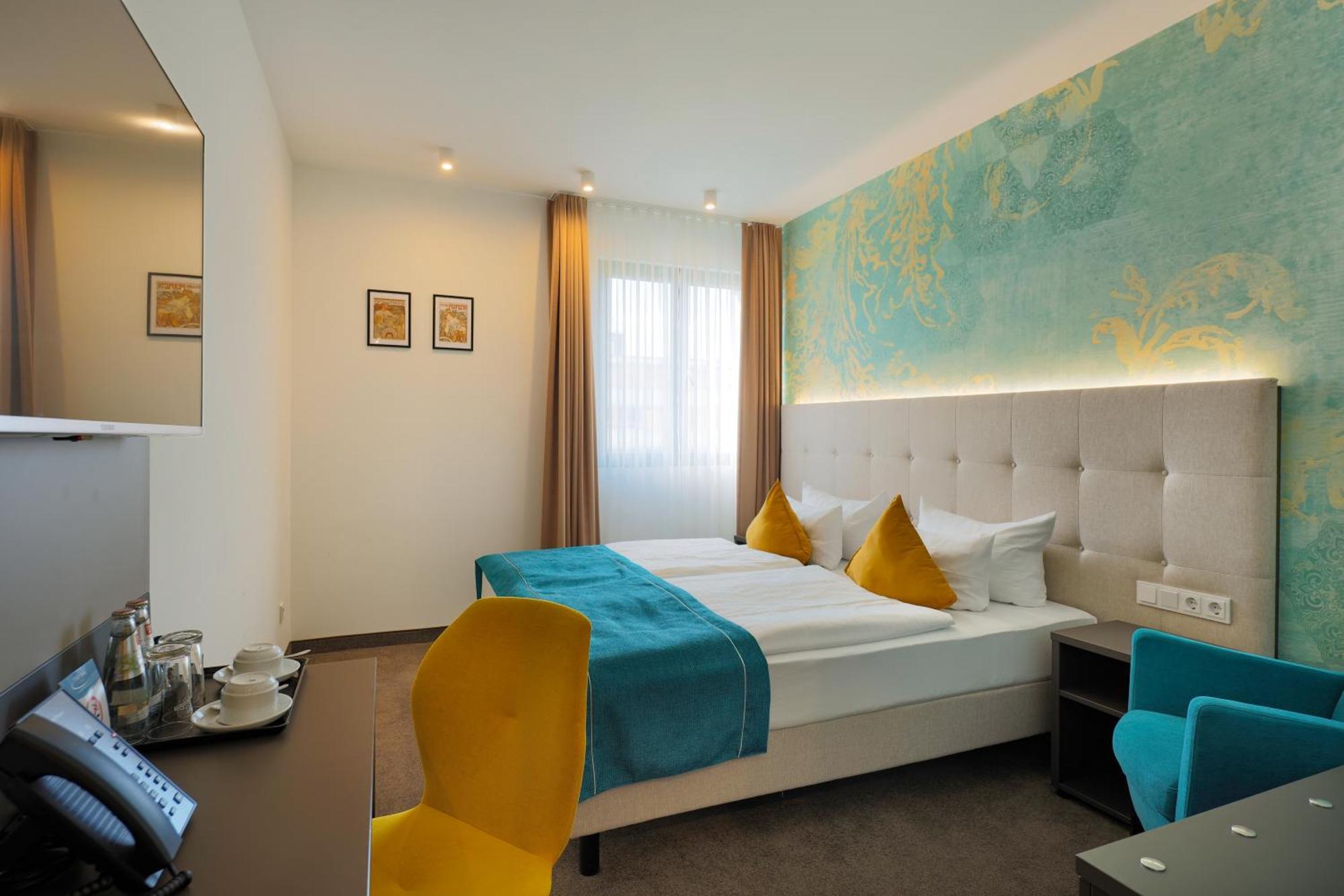 Standard King Room