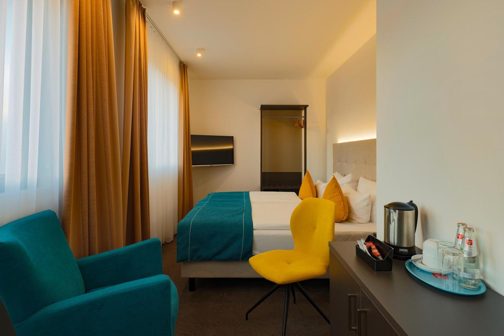Standard King Room