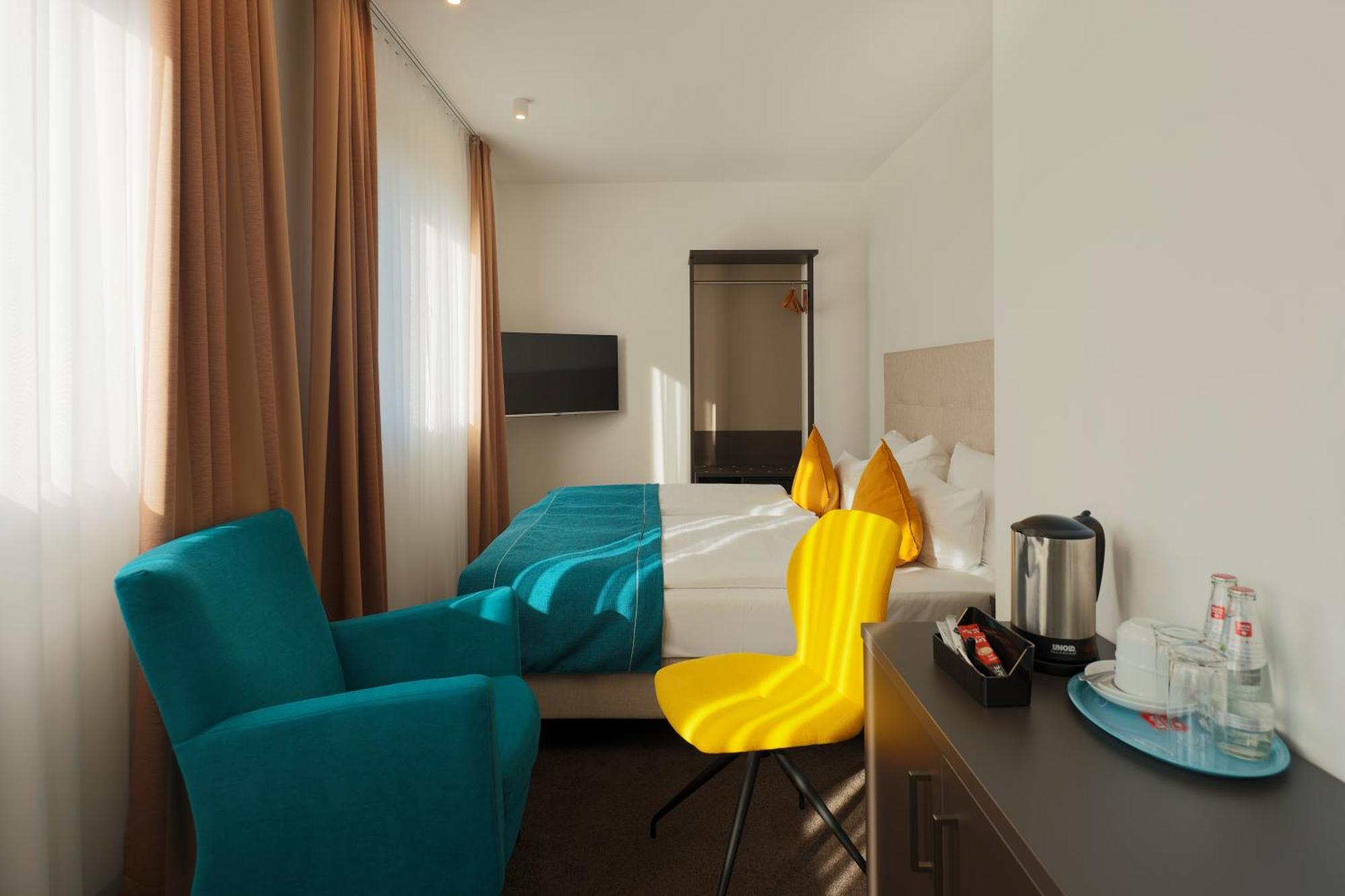 Standard King Room