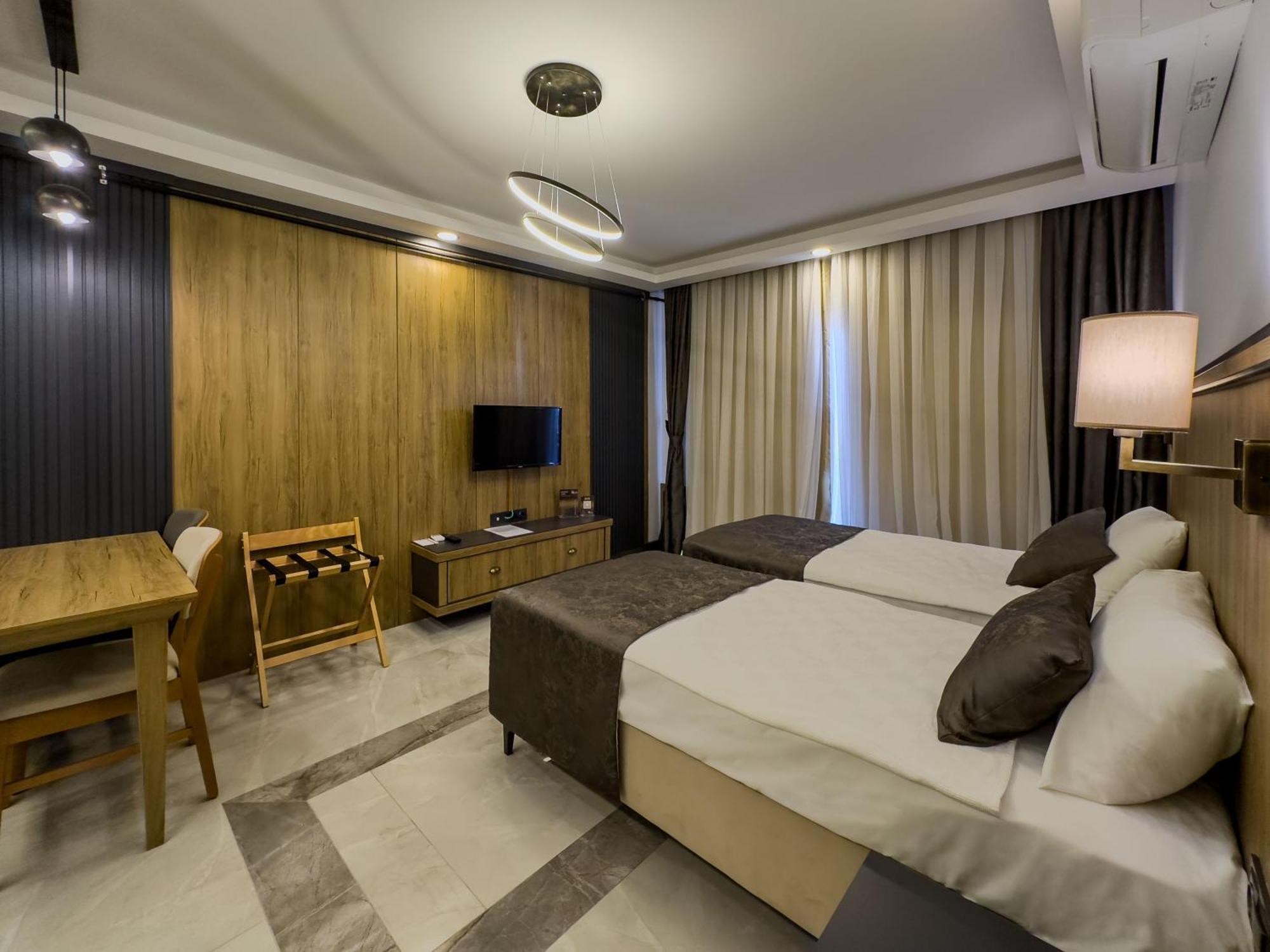 Junior Suite Garden View