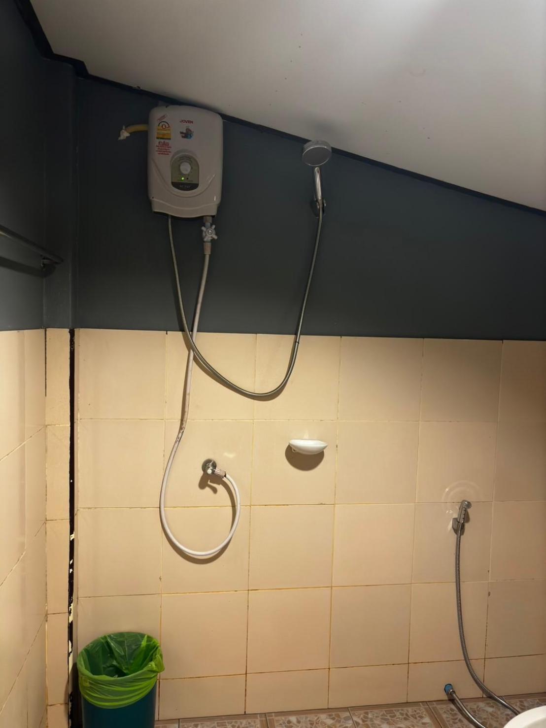 Jungle Hut Air-Conditioner,1770952820:JPEG