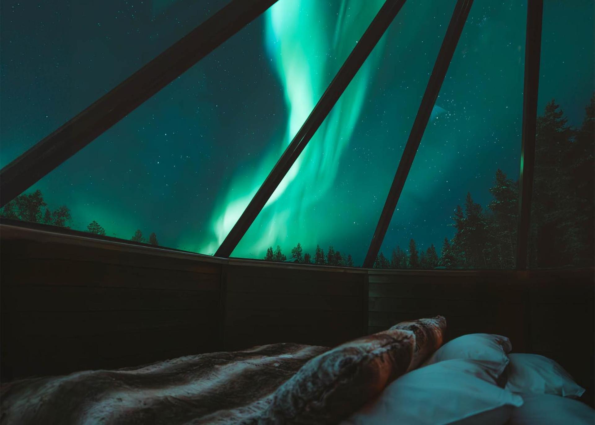 Aurora Cabin King