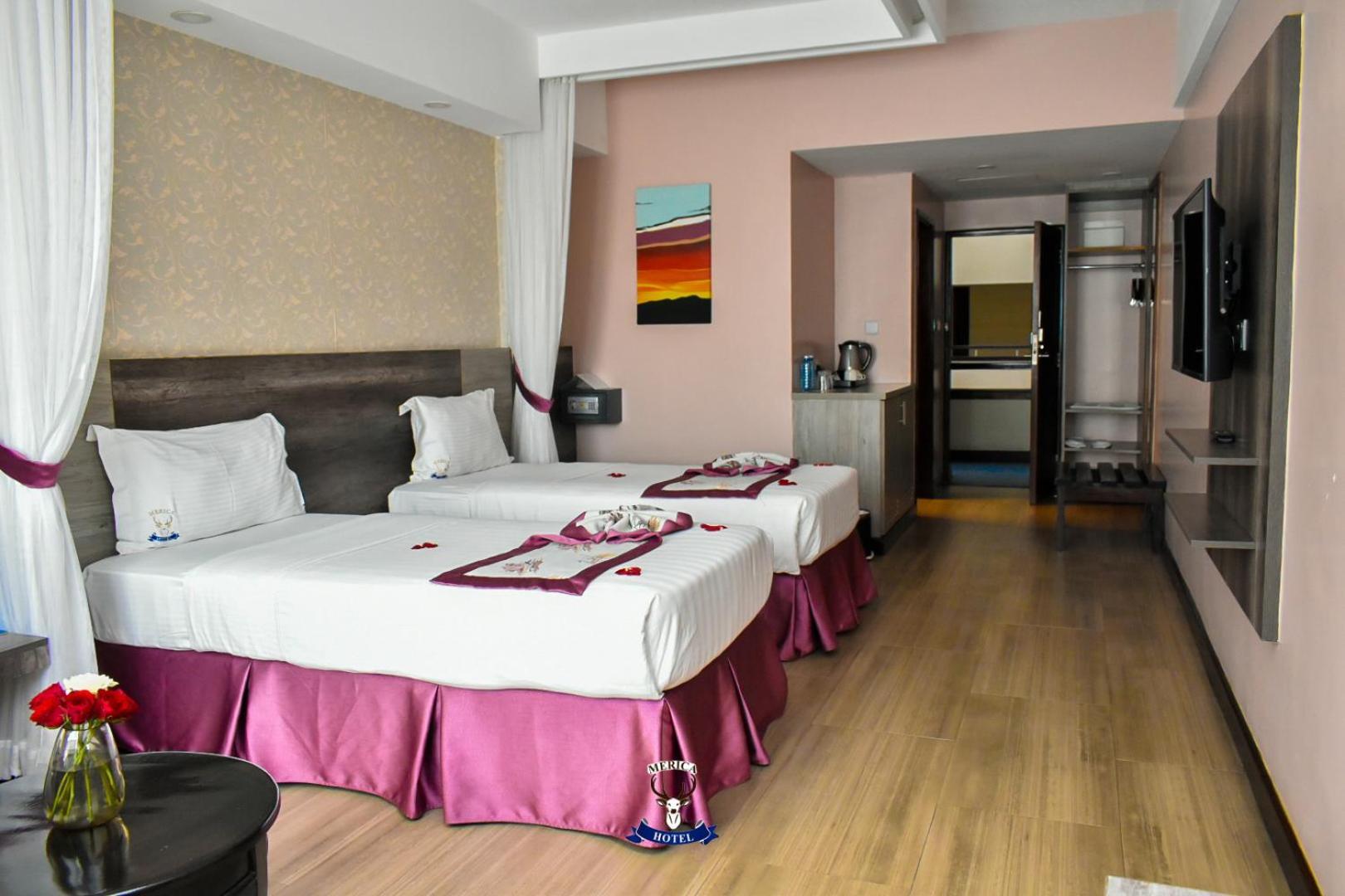Superior Twin Room