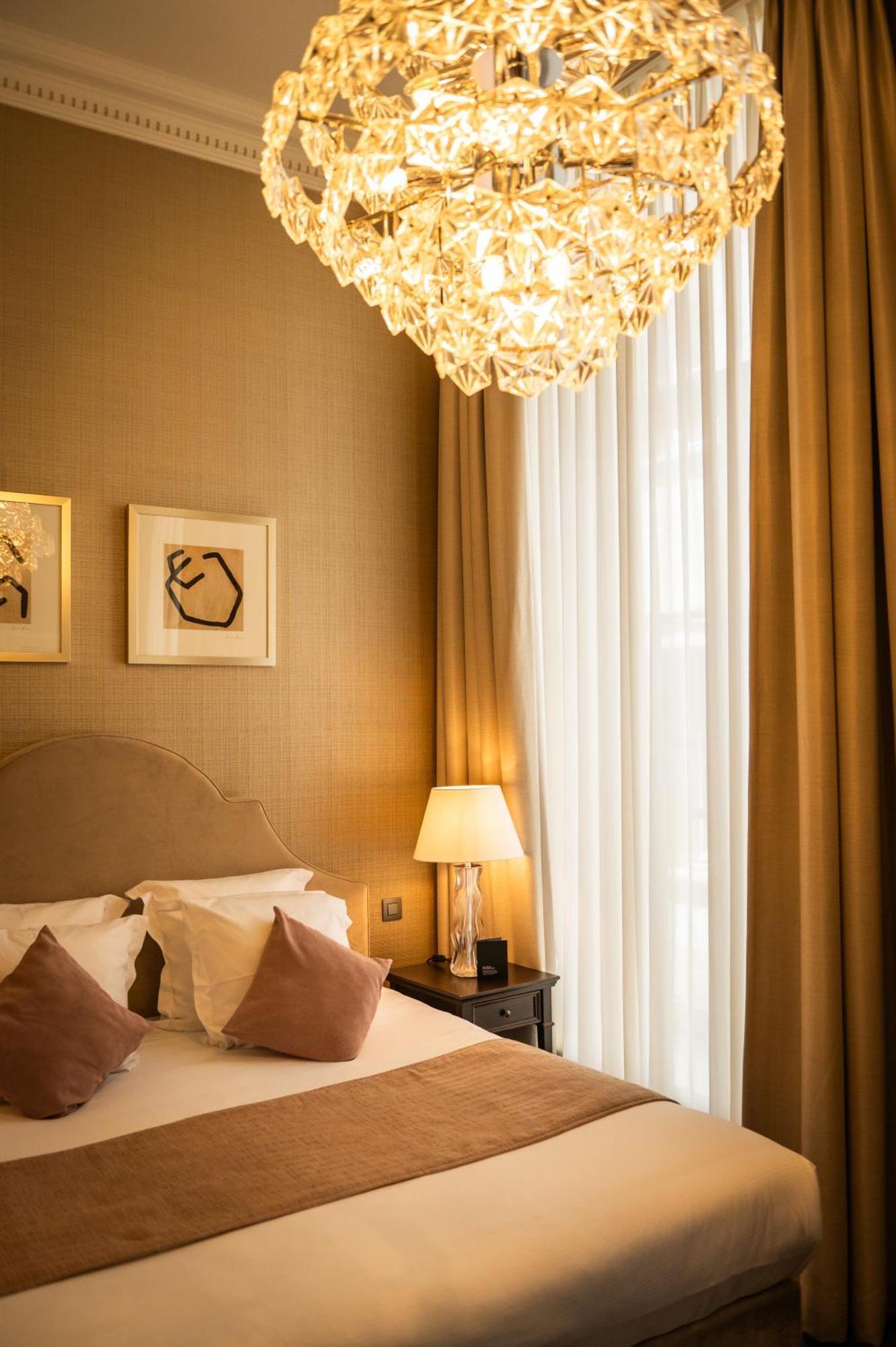 Luxury Room