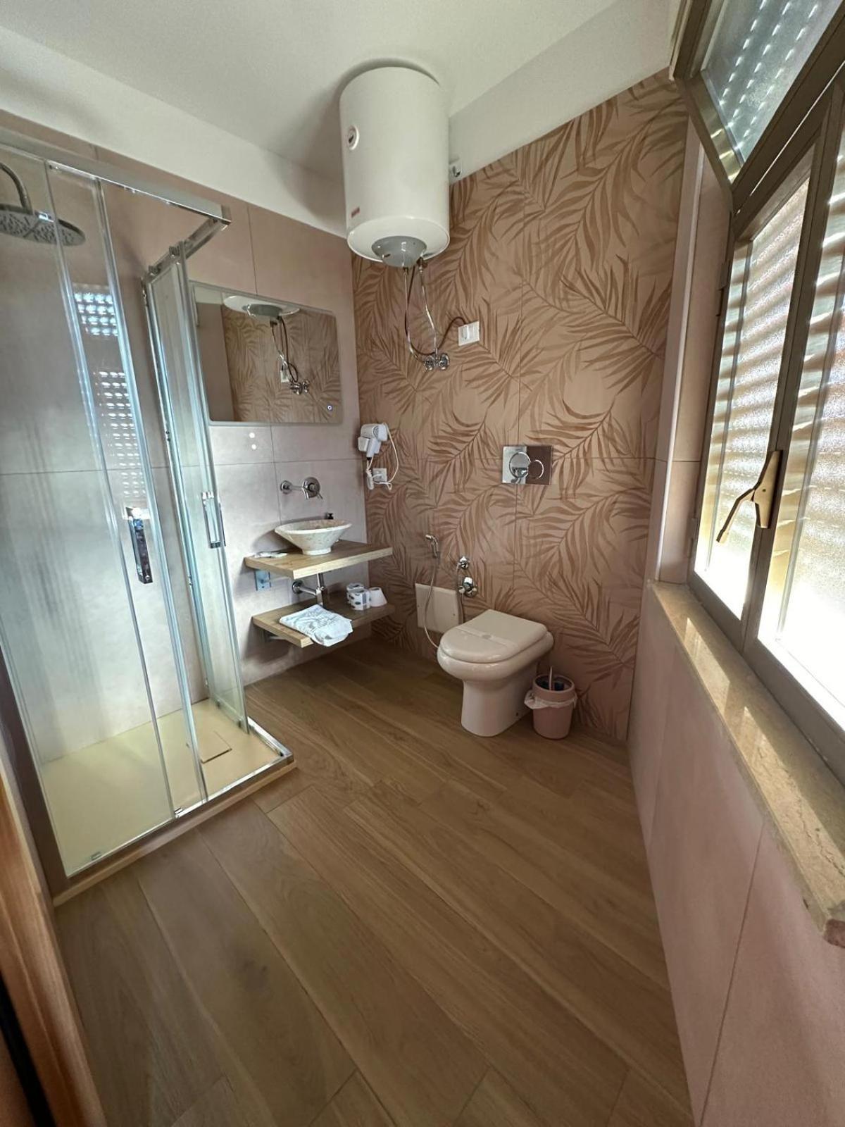 Quadruple Room Bathroom