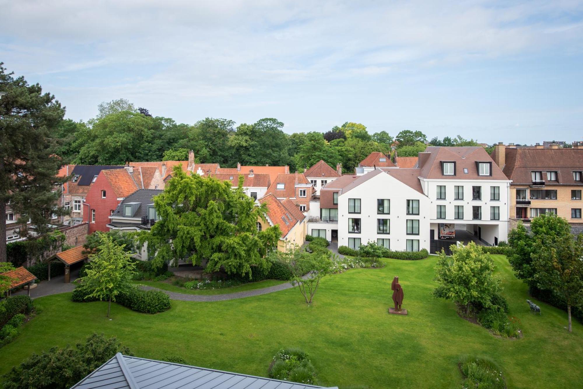 Superior Double or Twin Room Garden View