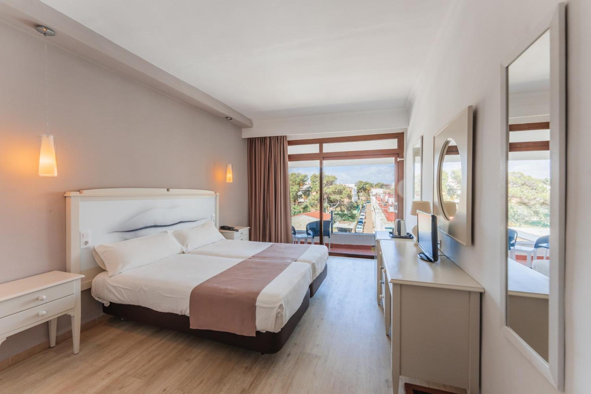 Standard Single Room,1605368162:JPEG