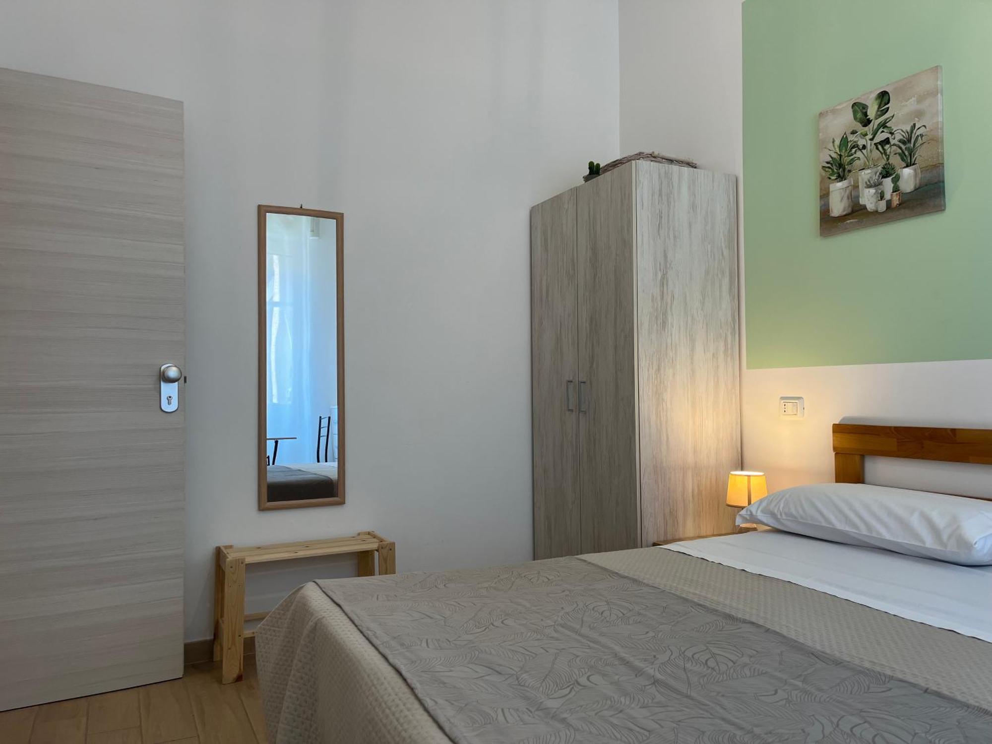 Large Double Room
