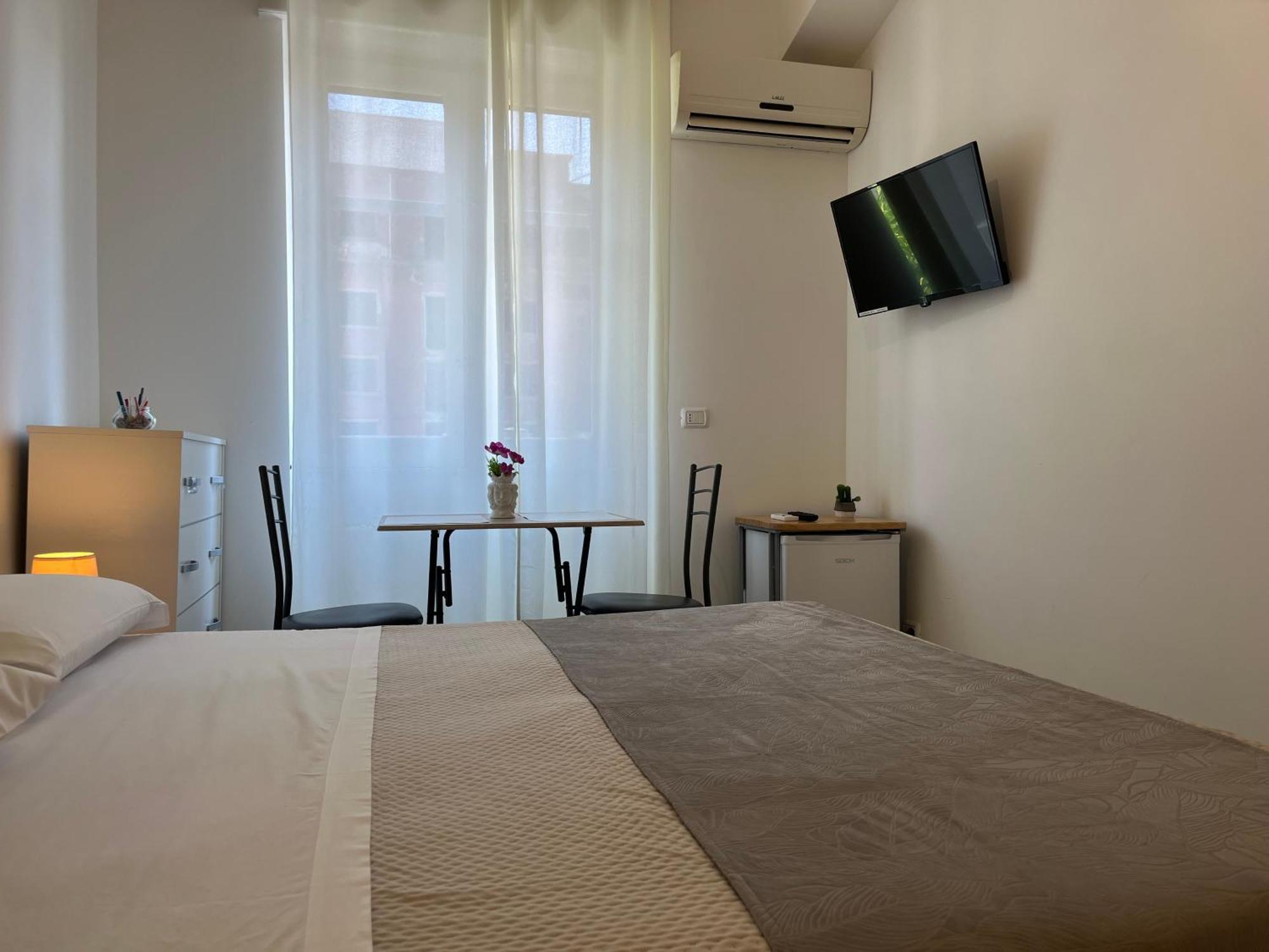 Large Double Room