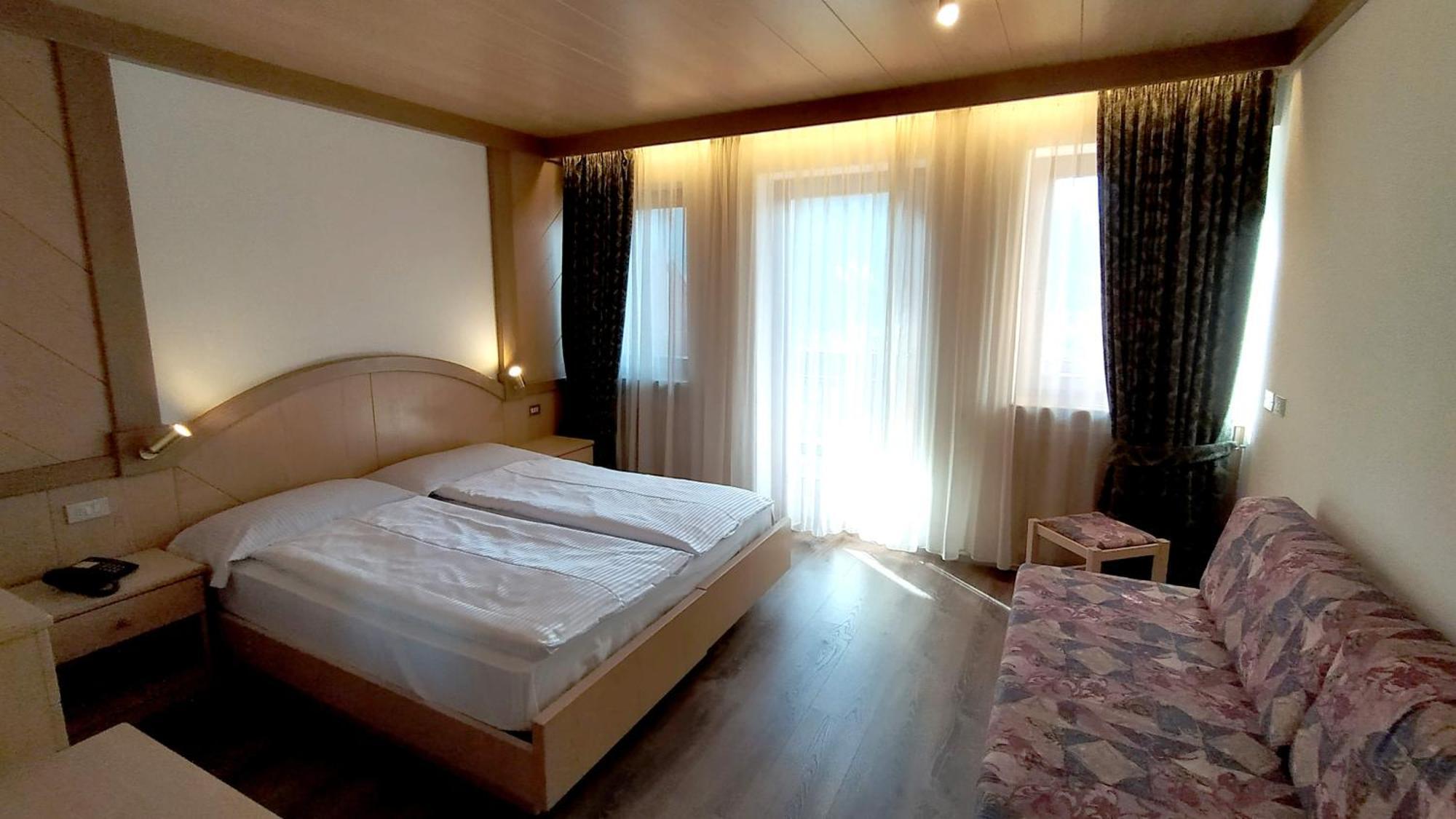 Standard Double Room,1607676222:JPEG