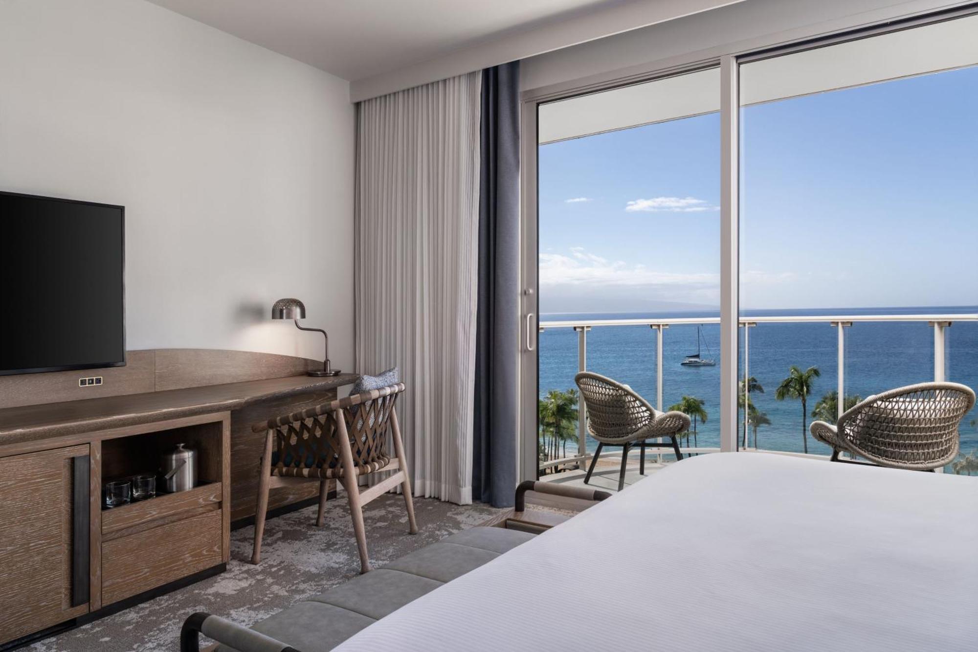 One-Bedroom King Suite Sofa Bed Ocean View,1612956509:JPEG