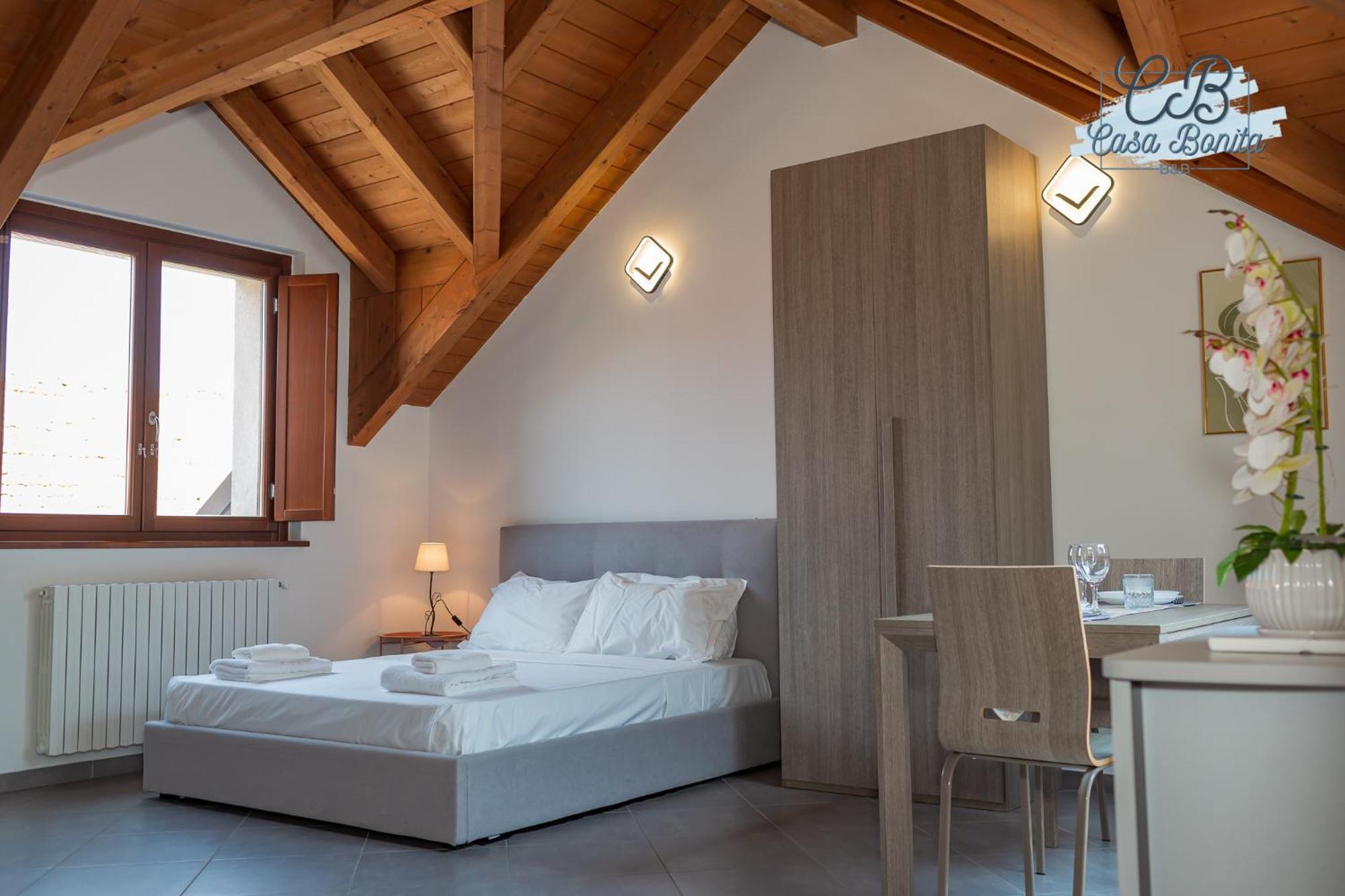 Studio Apartment One Double Bed