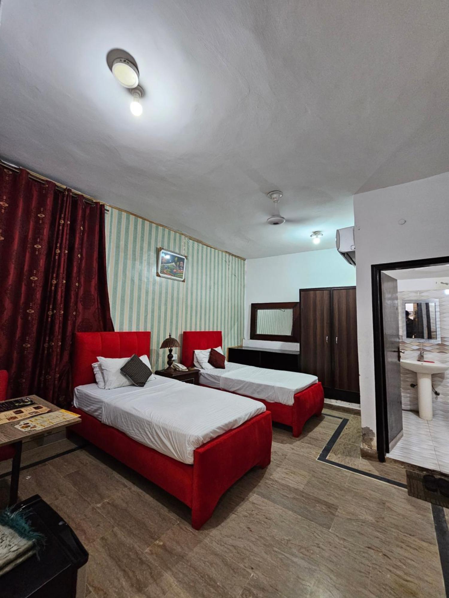 Standard Single Room