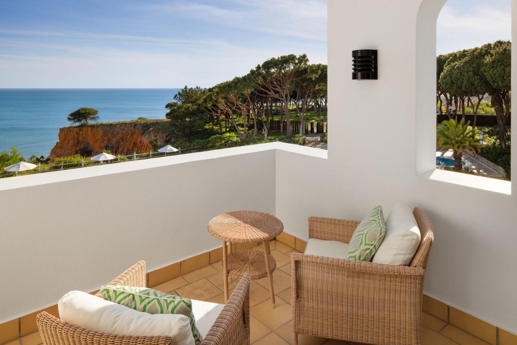Deluxe Queen Room Balcony Ocean View