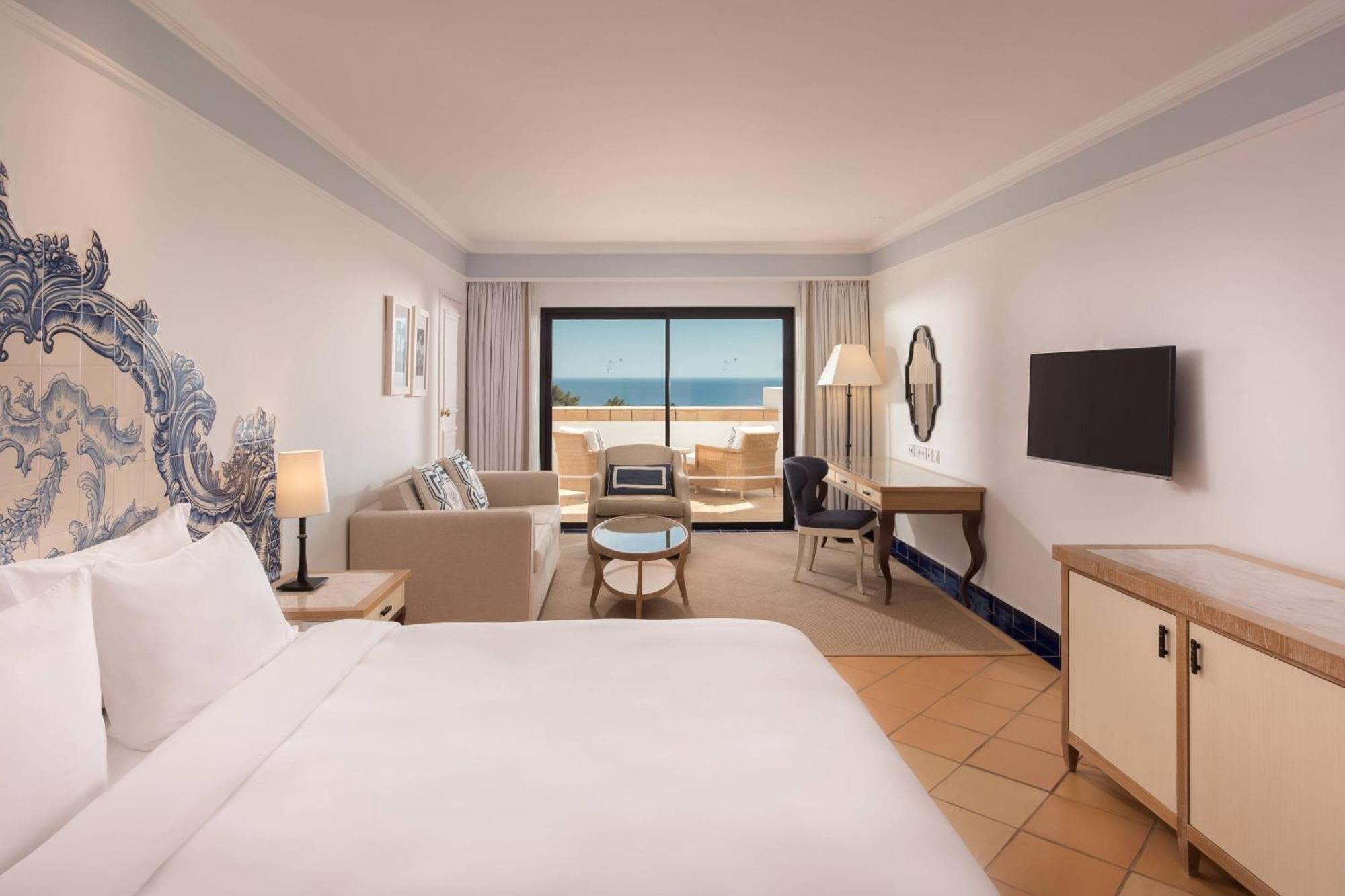 Grand Deluxe Queen Room Ocean View