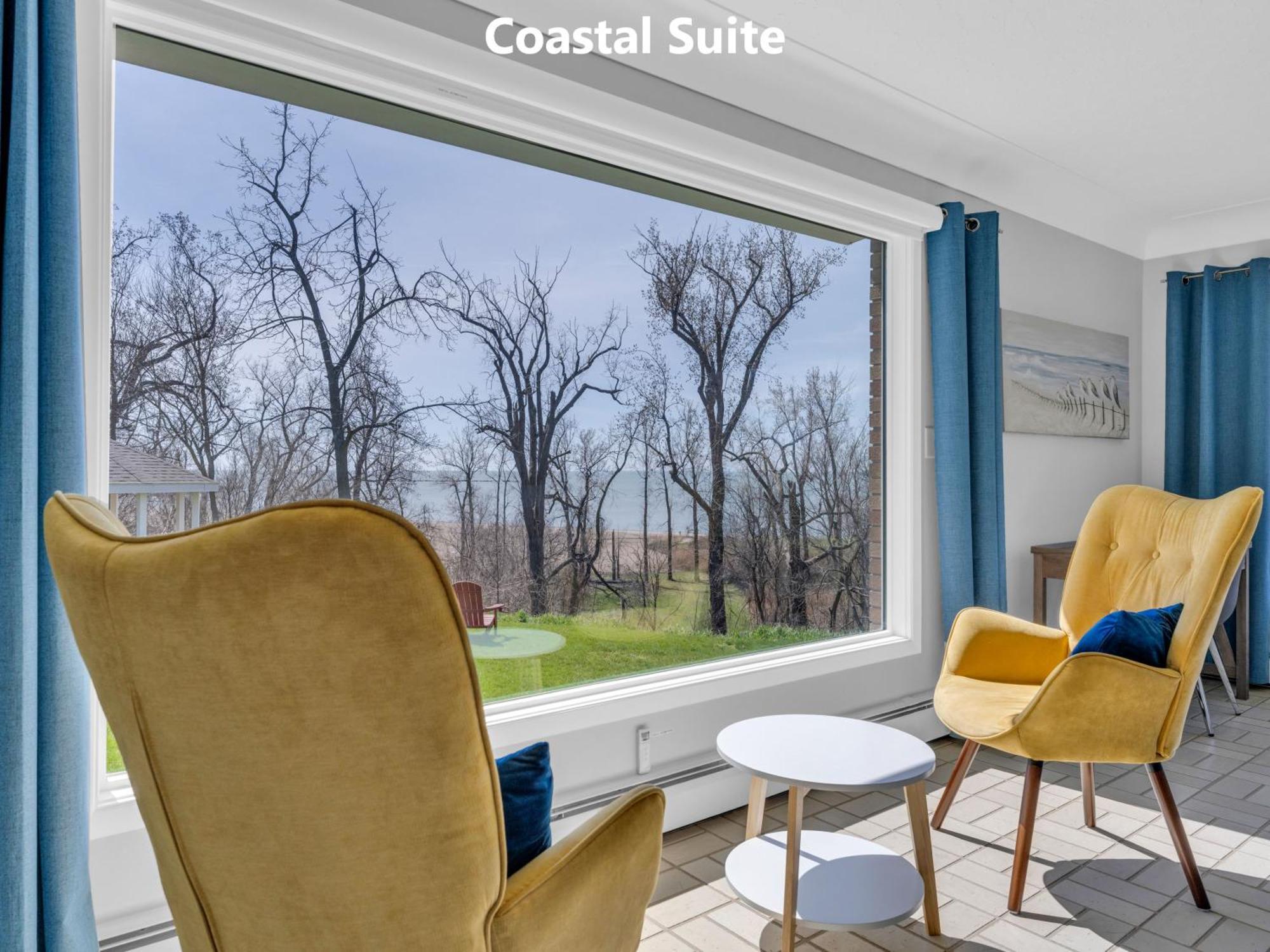 Deluxe Room Coastal Suite