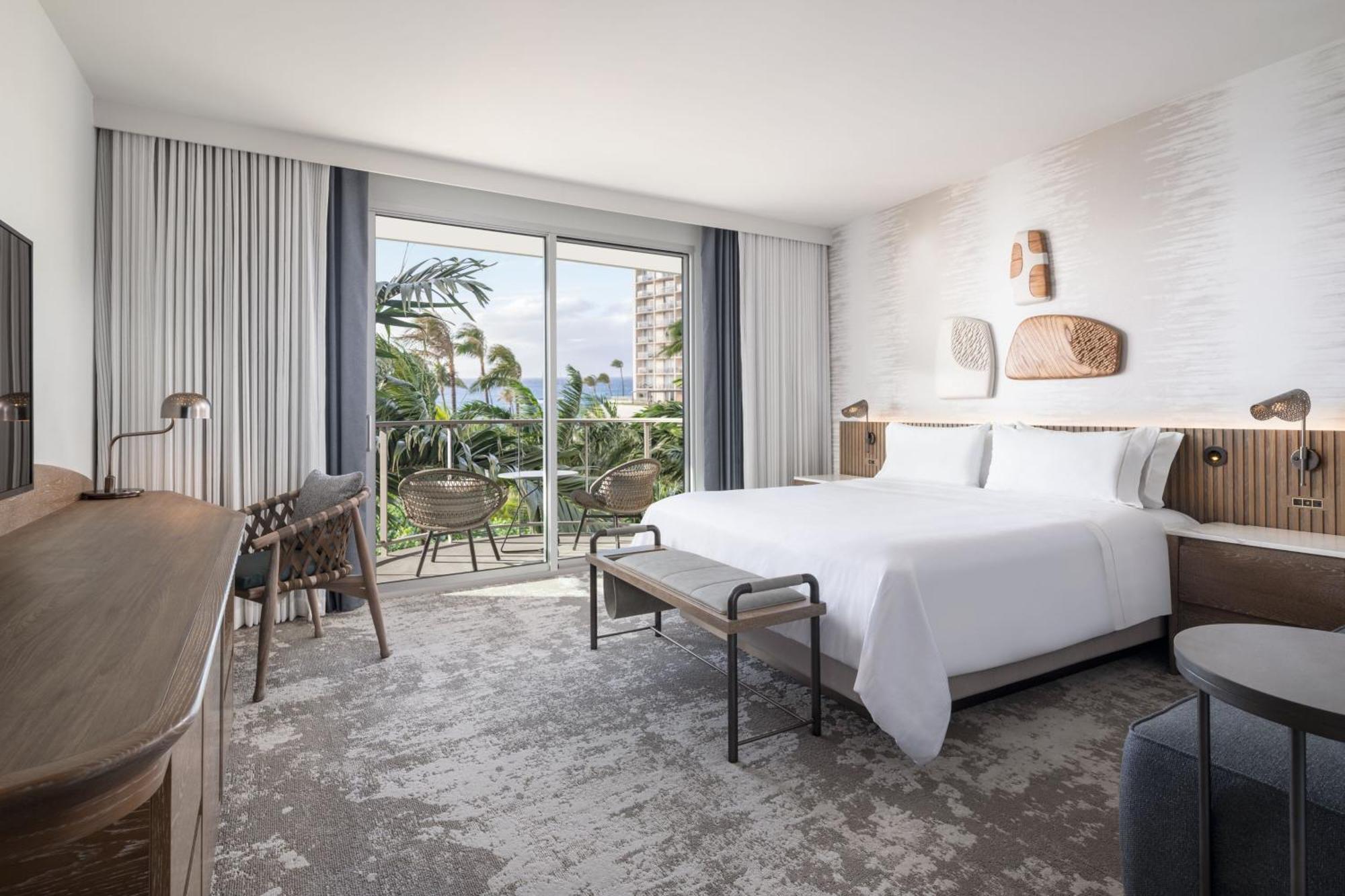 Kukahi King Room Ocean View Mid Floor,1615381001:JPEG