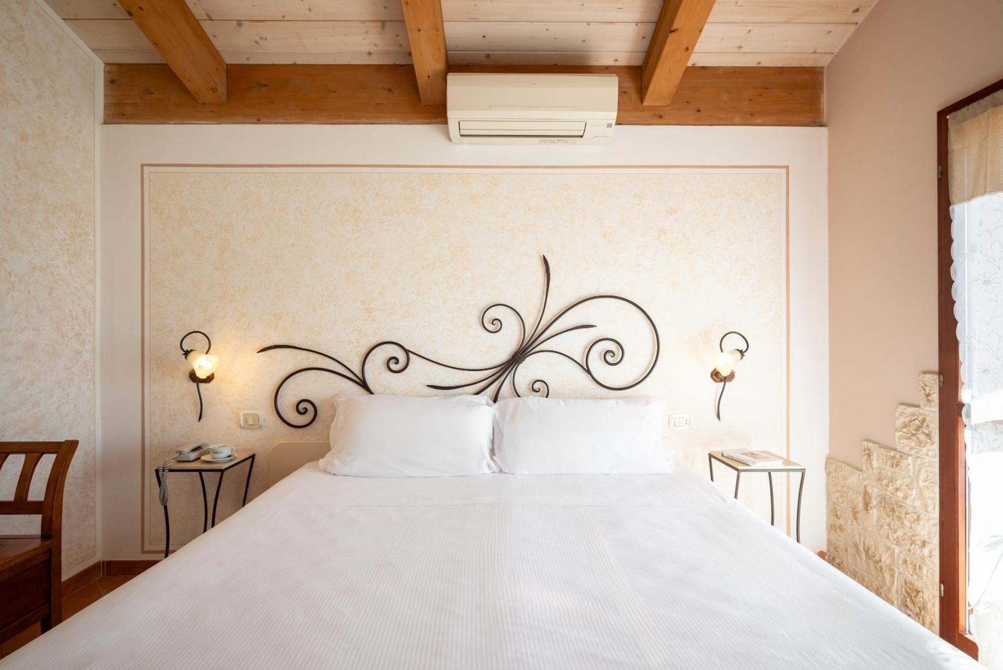 Suite with Sea View