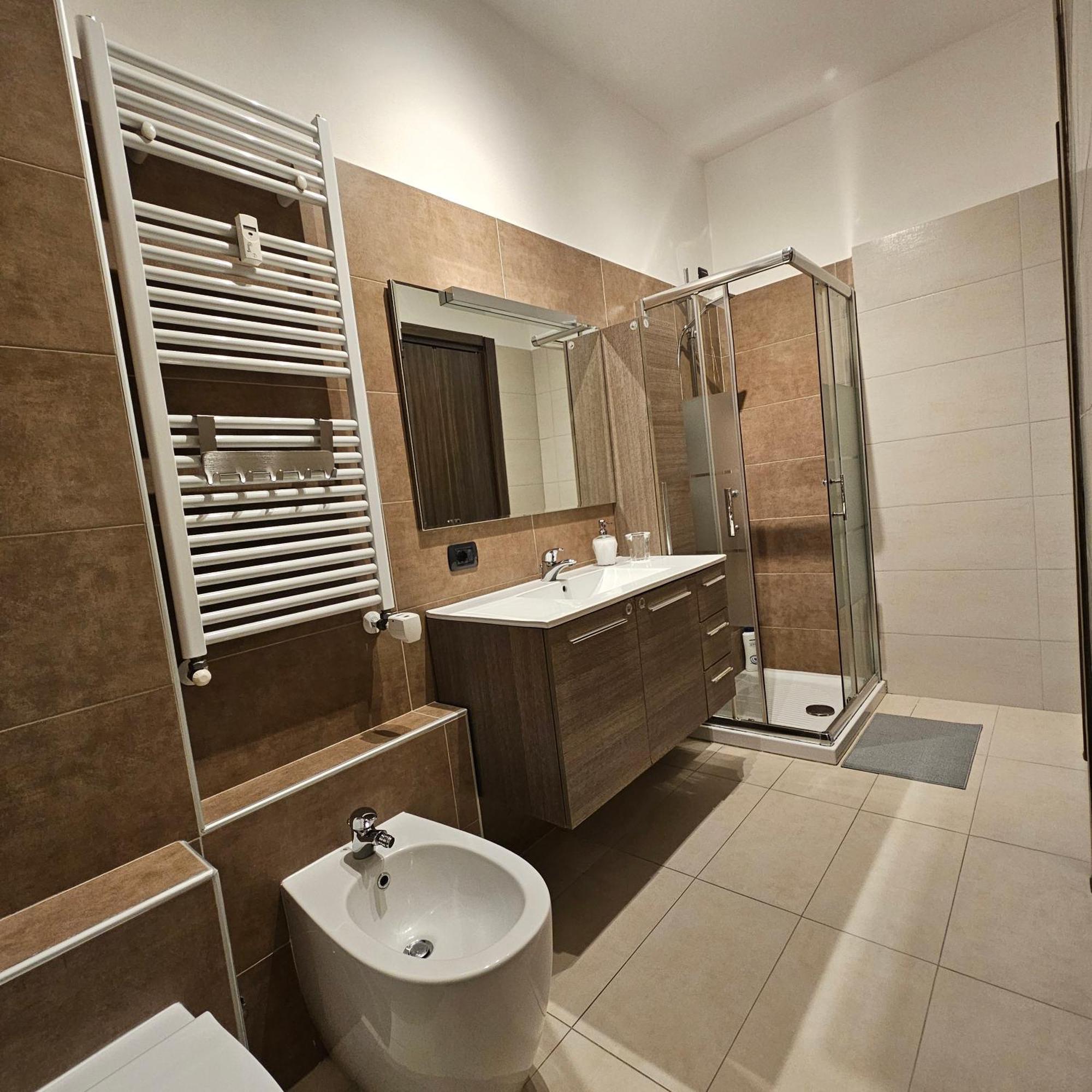 Triple Room Private Bathroom