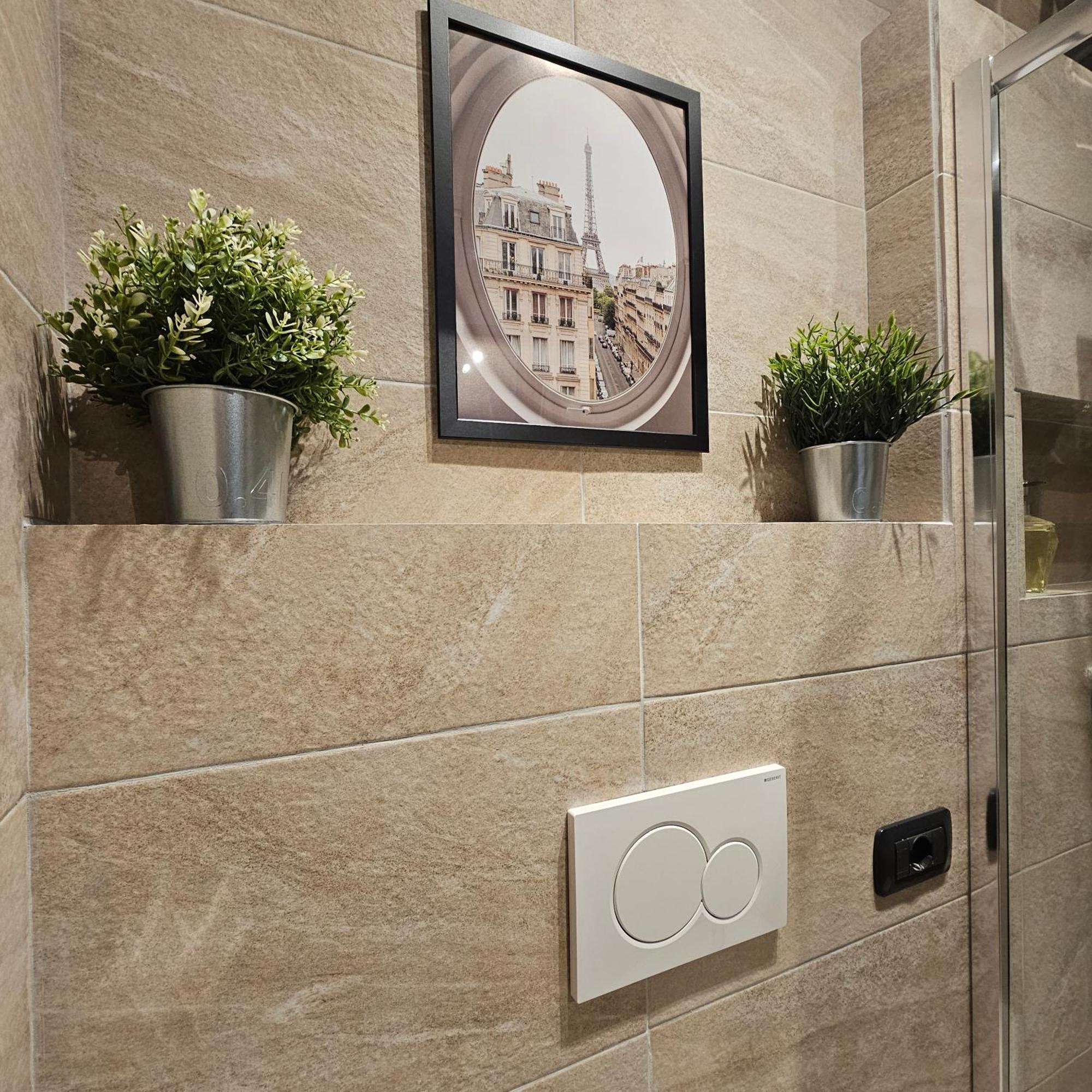 Triple Room Private Bathroom
