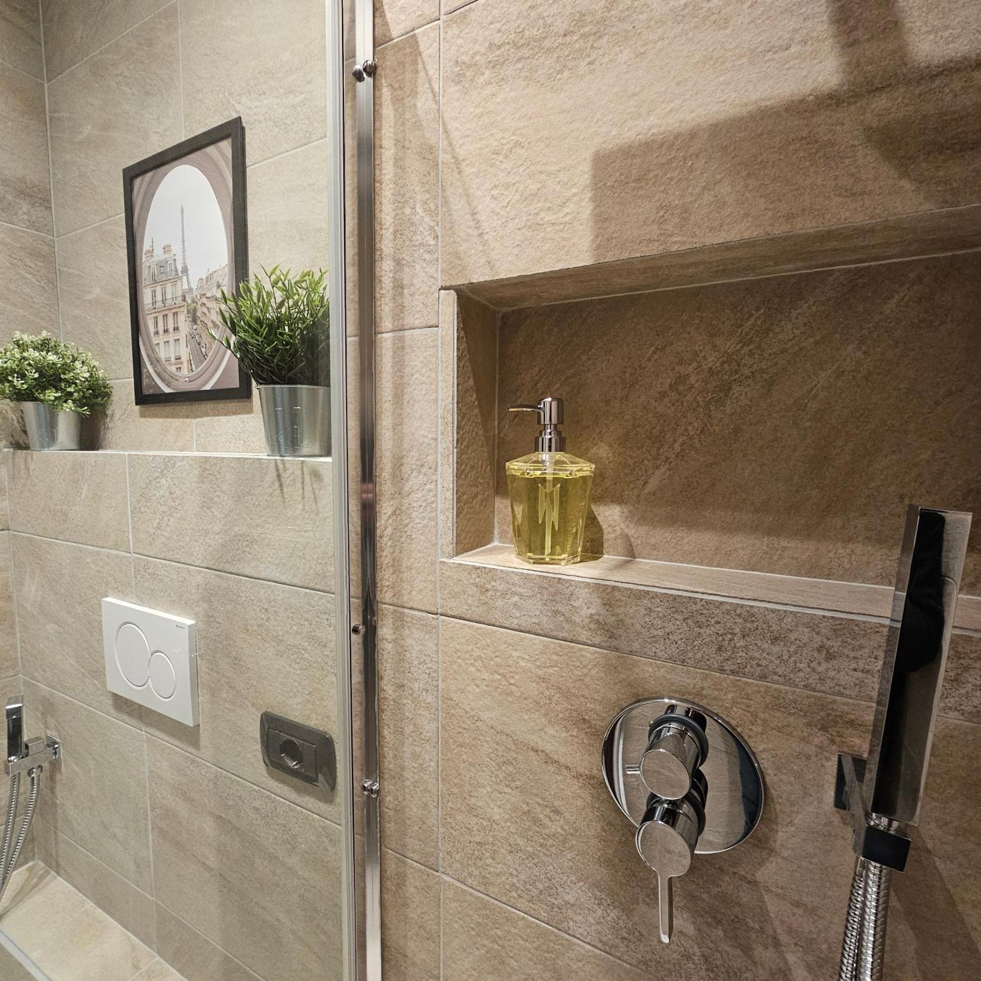 Triple Room Private Bathroom